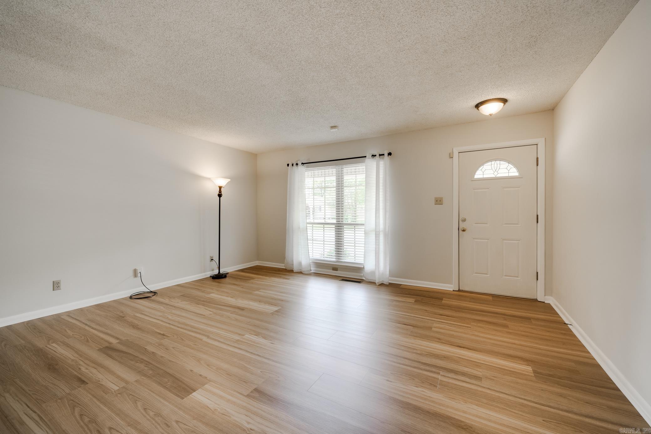 INDIAN HILLS - Residential