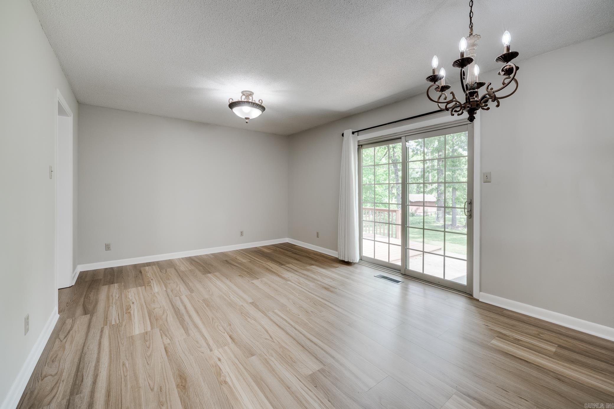 INDIAN HILLS - Residential