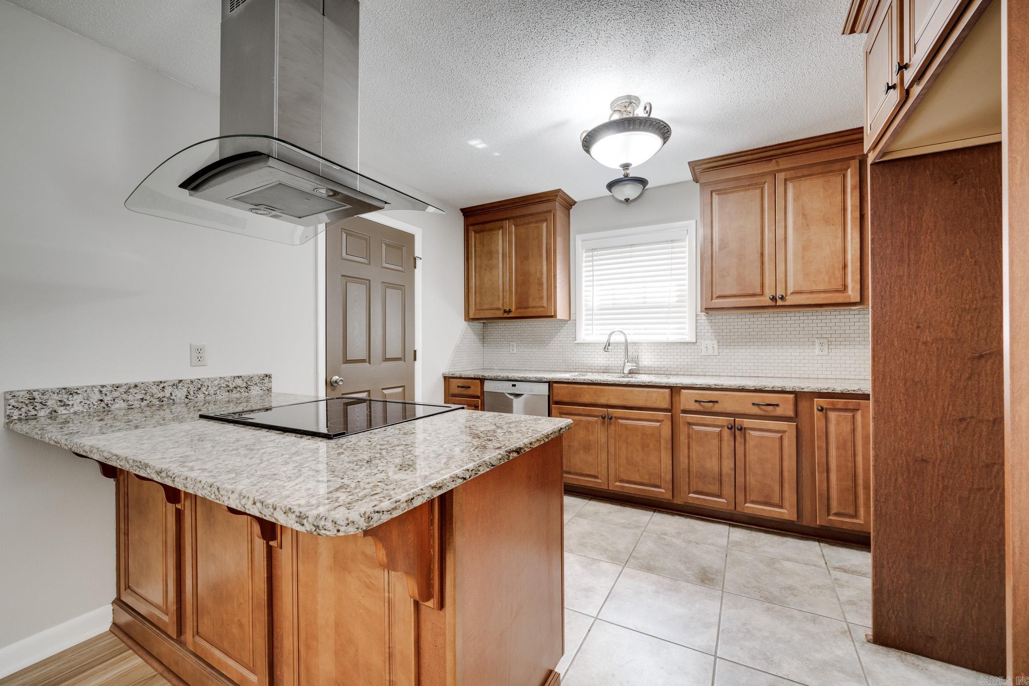 INDIAN HILLS - Residential