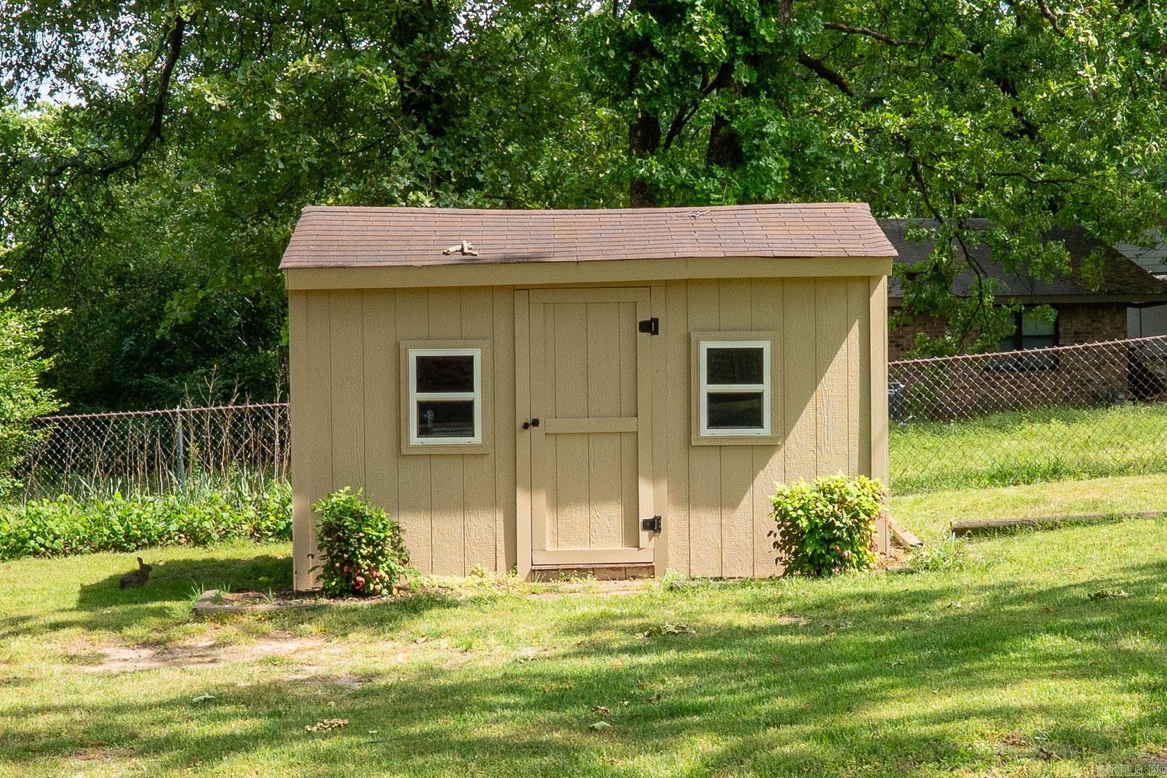 INDIAN HILLS - Residential