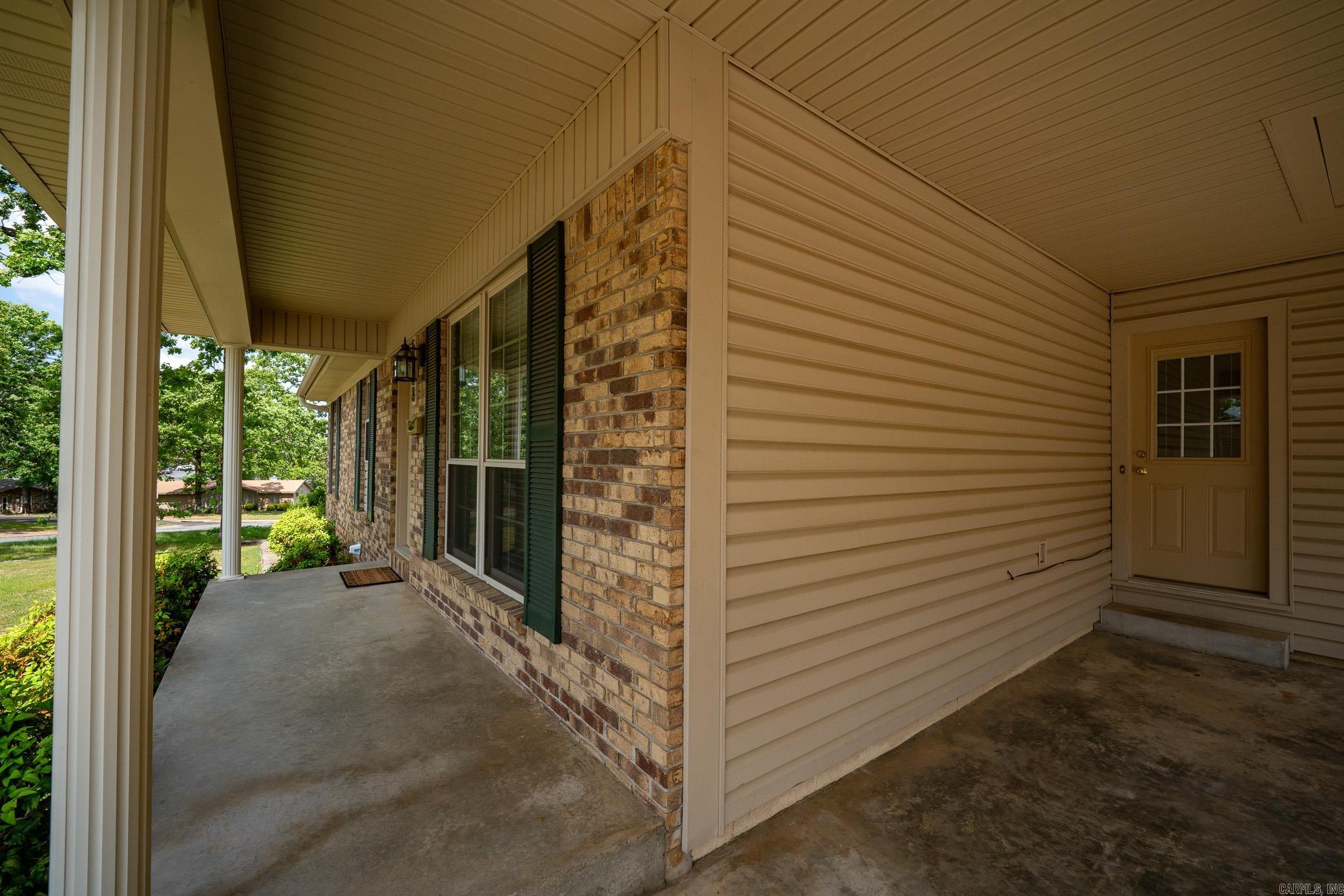 INDIAN HILLS - Residential