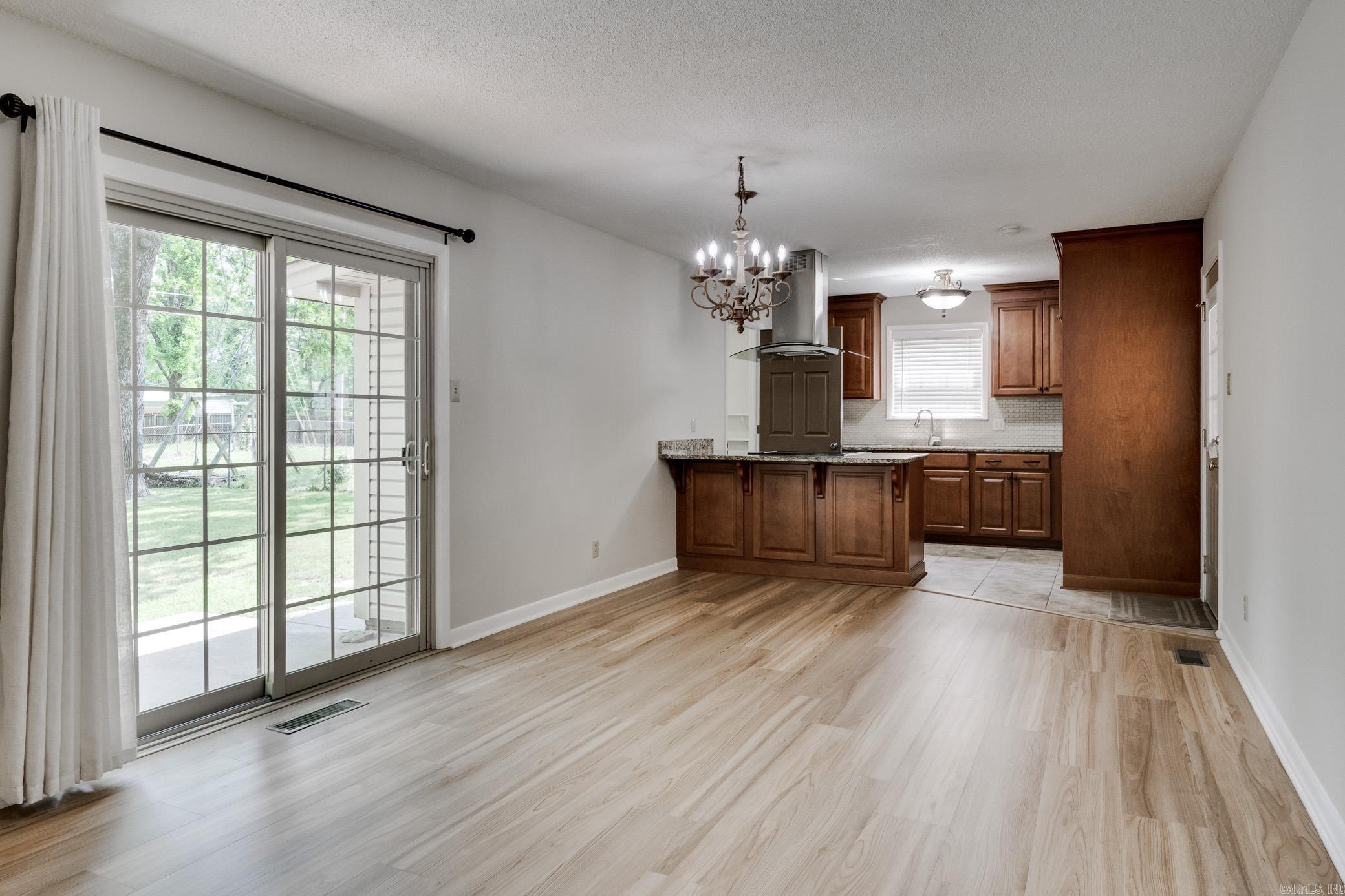 INDIAN HILLS - Residential