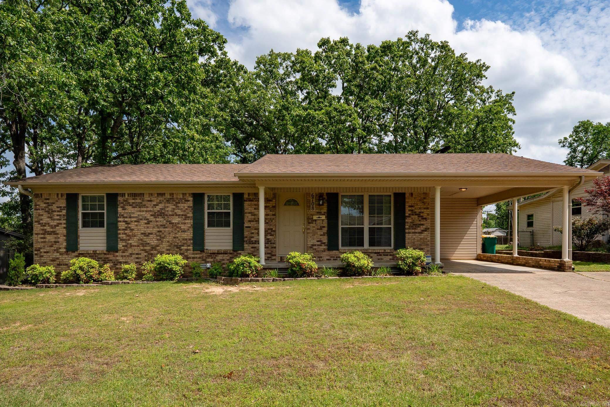 INDIAN HILLS - Residential
