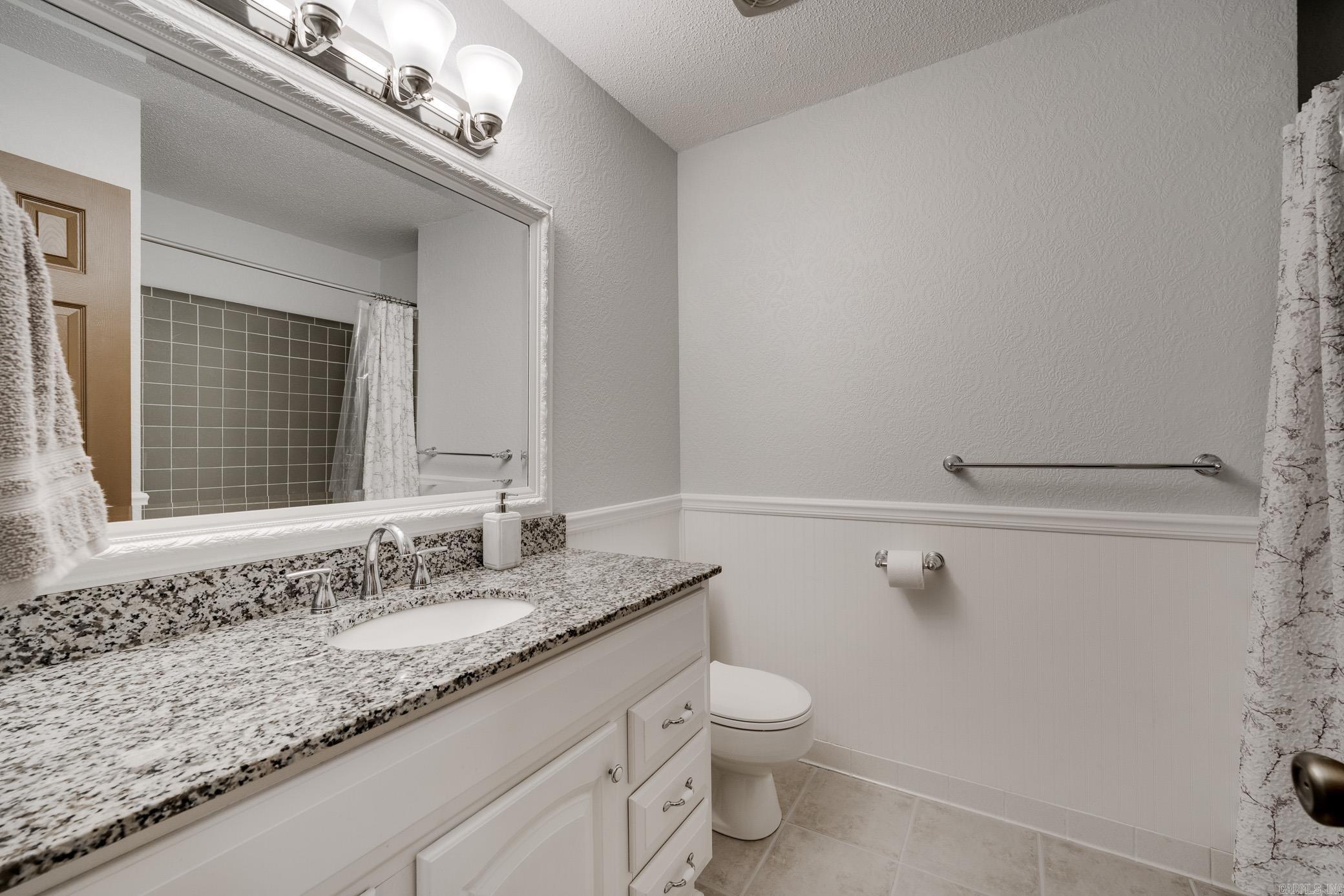 INDIAN HILLS - Residential