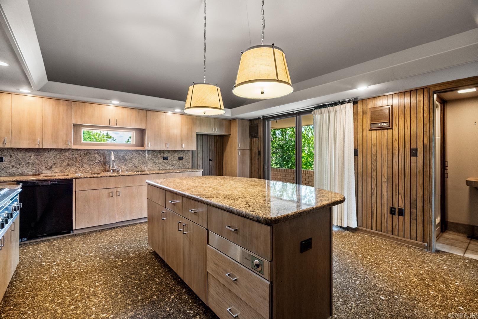 PINNACLE POINT - Residential