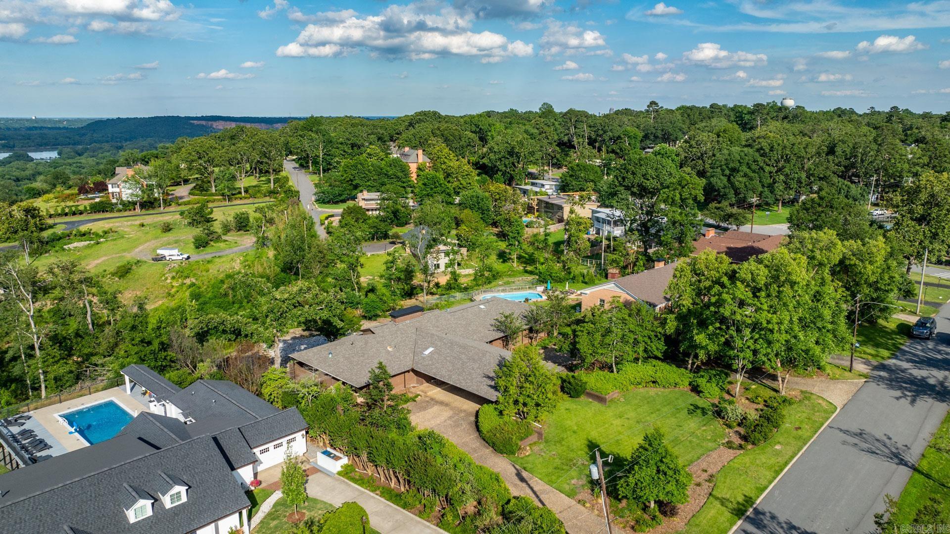 PINNACLE POINT - Residential