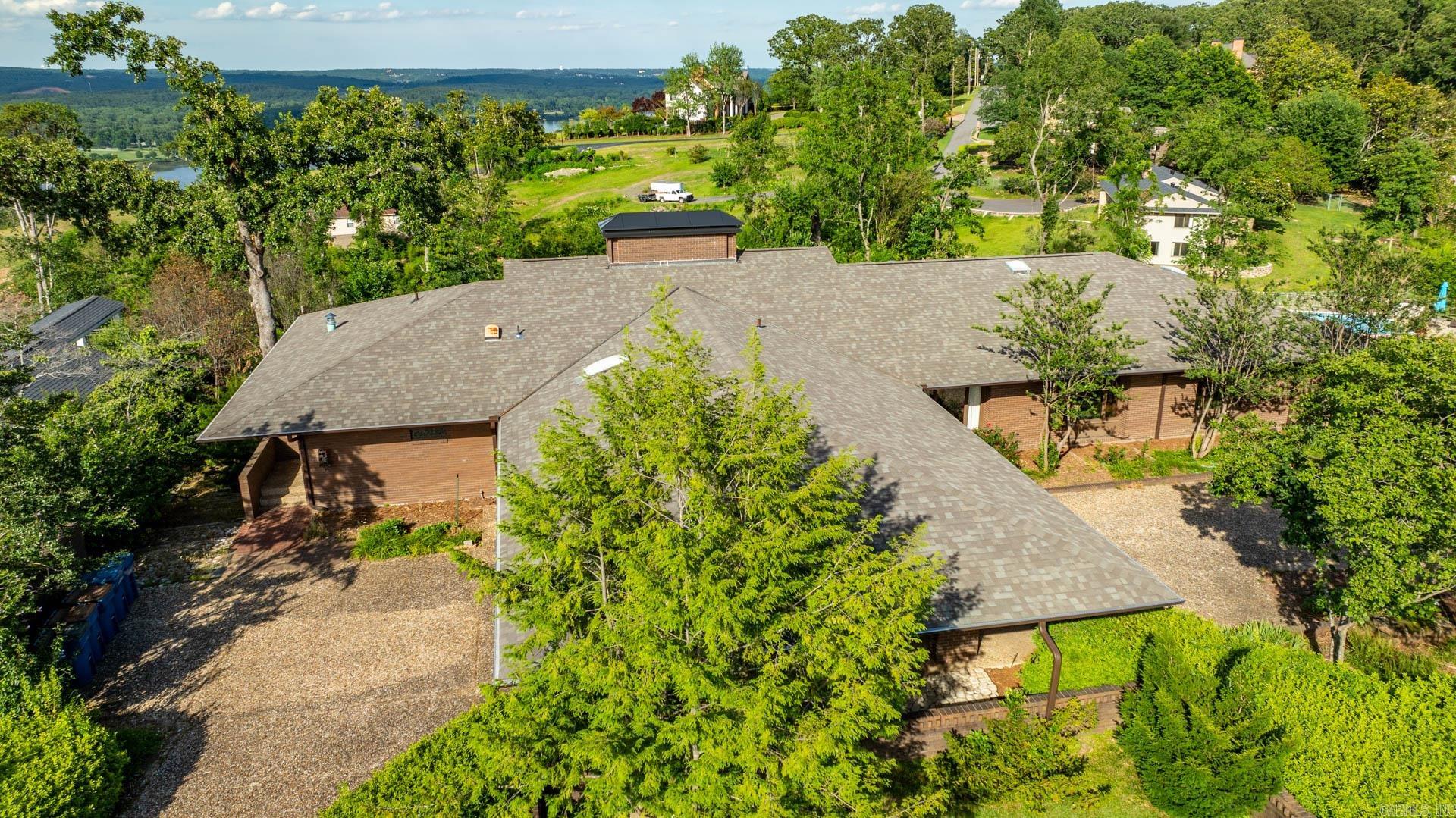 PINNACLE POINT - Residential