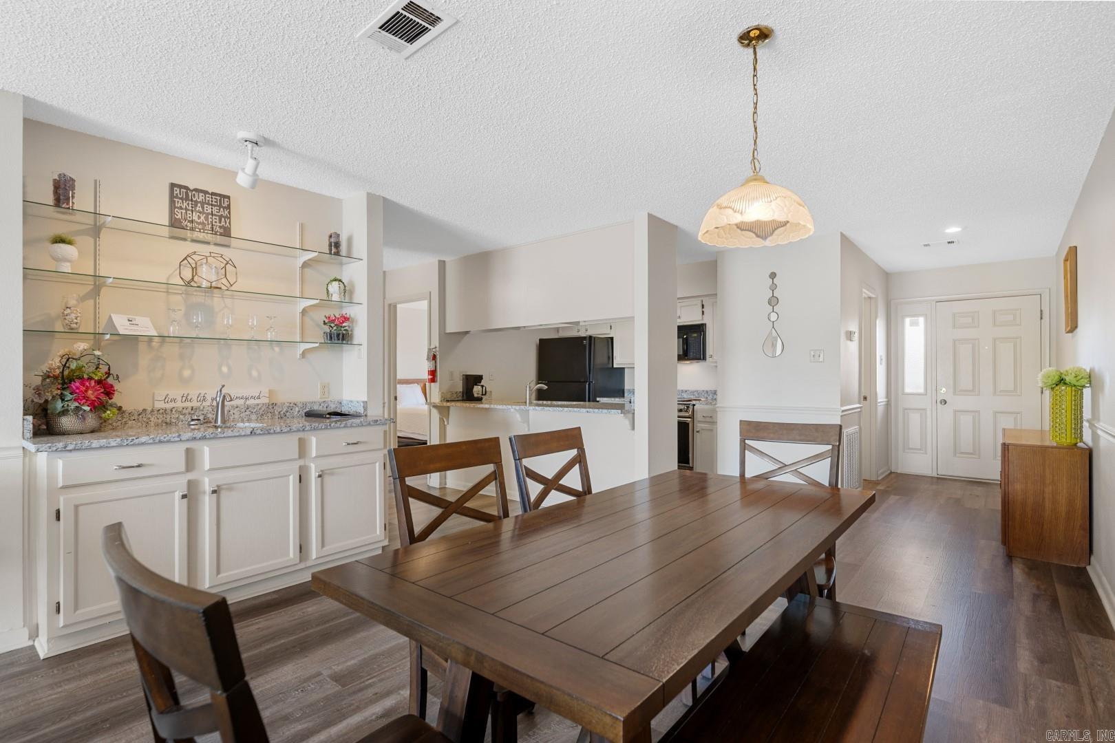 EMERALD ISLE HPR - Residential