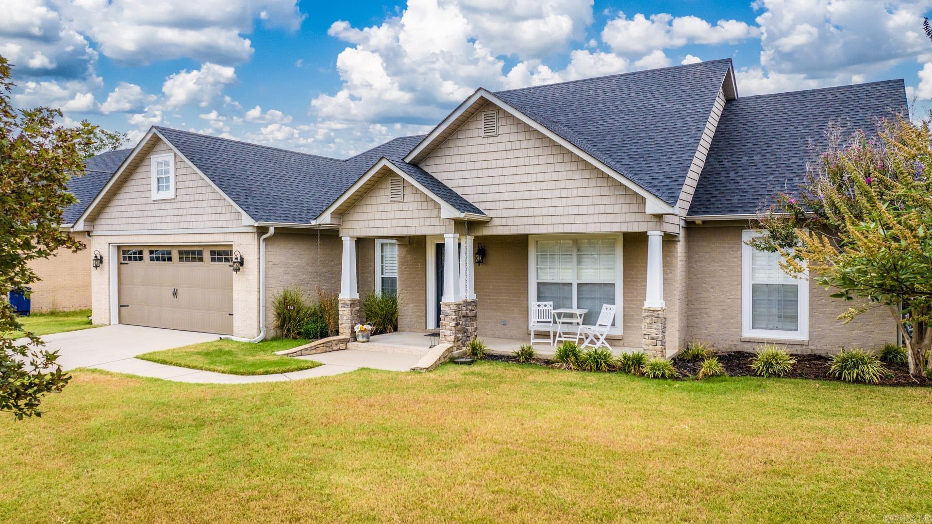 CHAPEL CREEK - Residential