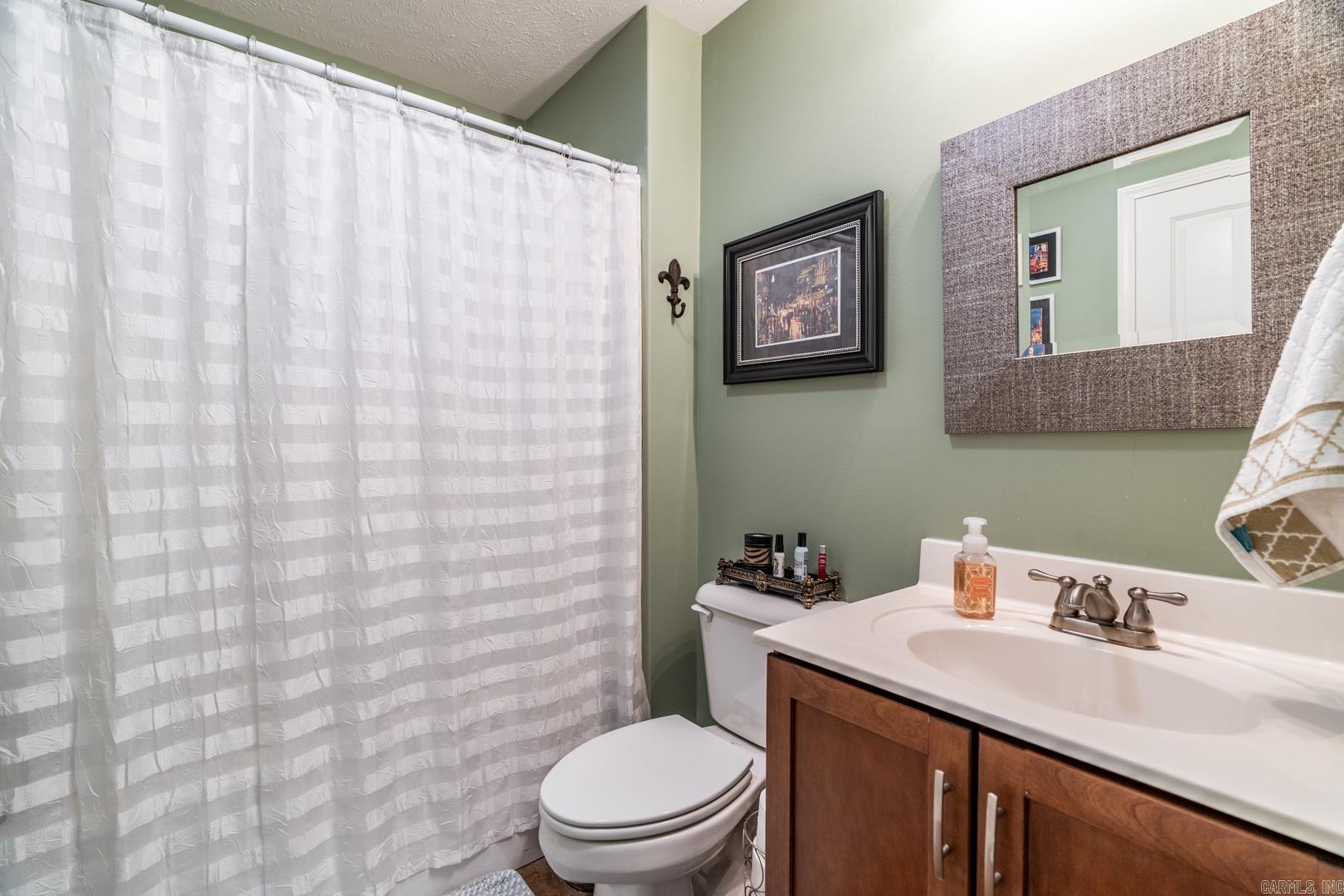 CHAPEL CREEK - Residential