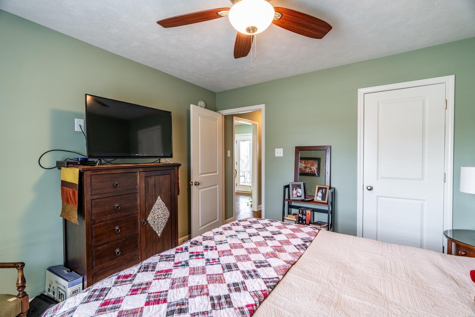 CHAPEL CREEK - Residential