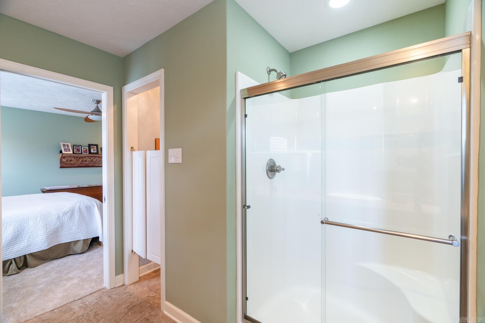 CHAPEL CREEK - Residential