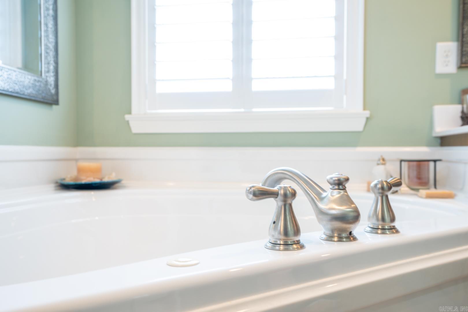 CHAPEL CREEK - Residential