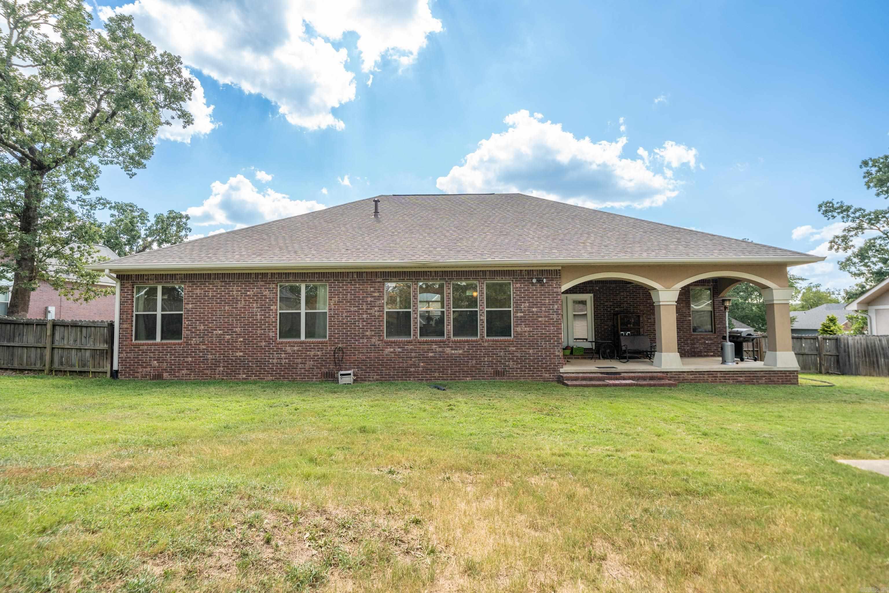 WYNNEWOOD - Residential