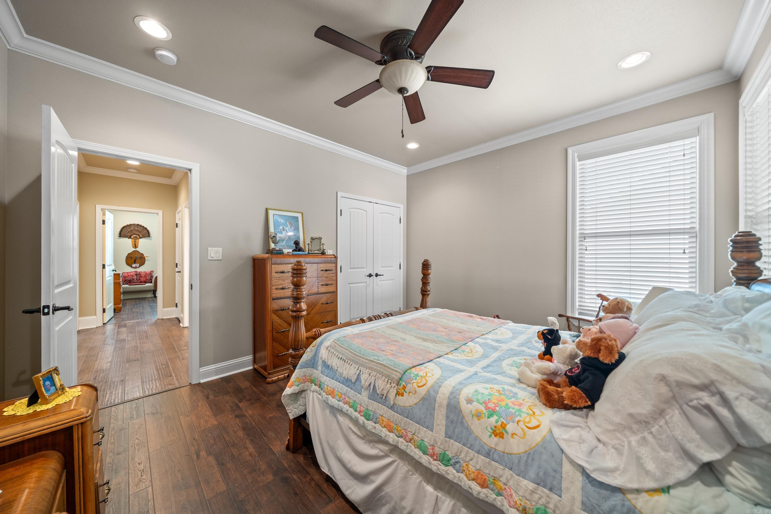 WYNNEWOOD - Residential