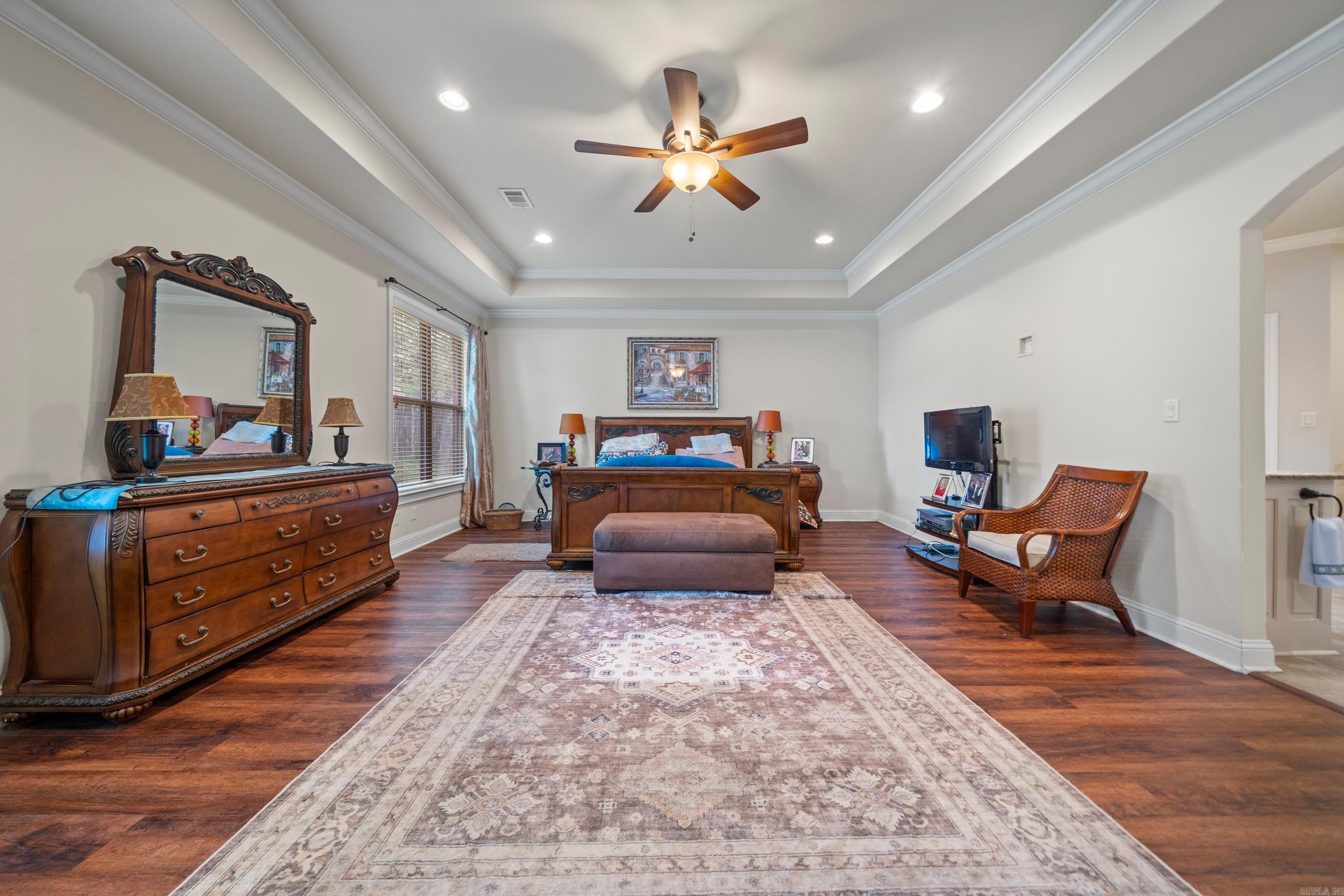 WYNNEWOOD - Residential