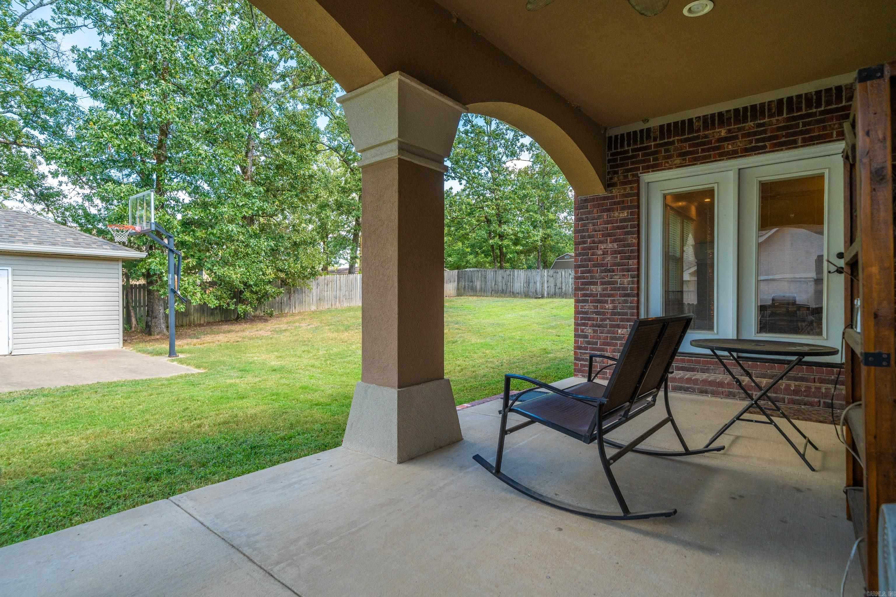 WYNNEWOOD - Residential
