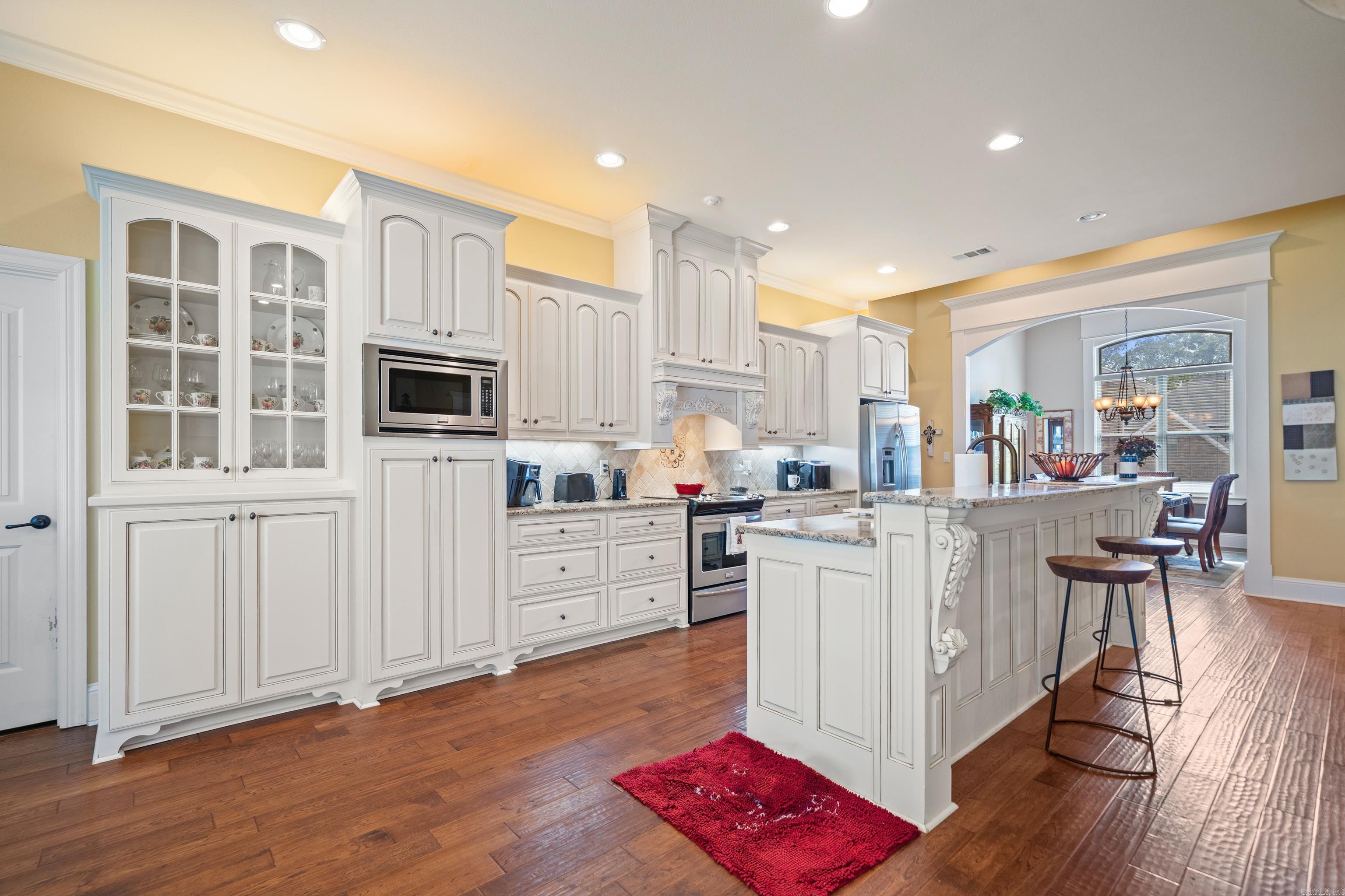 WYNNEWOOD - Residential