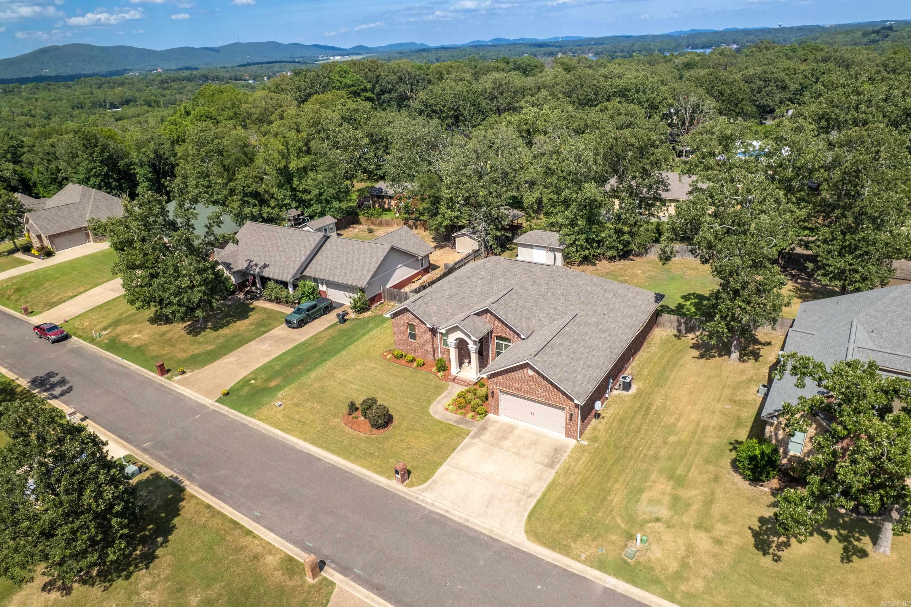 WYNNEWOOD - Residential