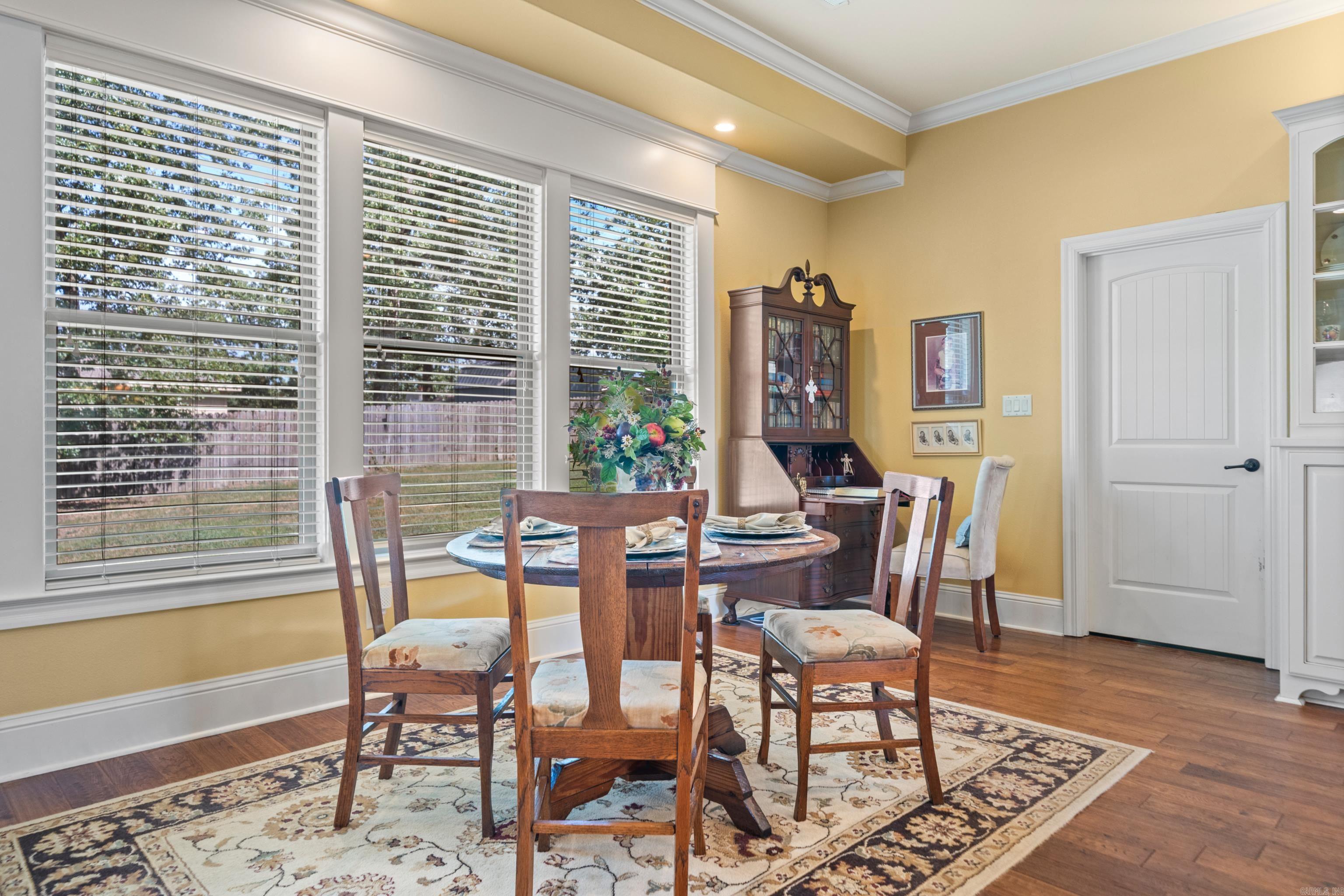 WYNNEWOOD - Residential