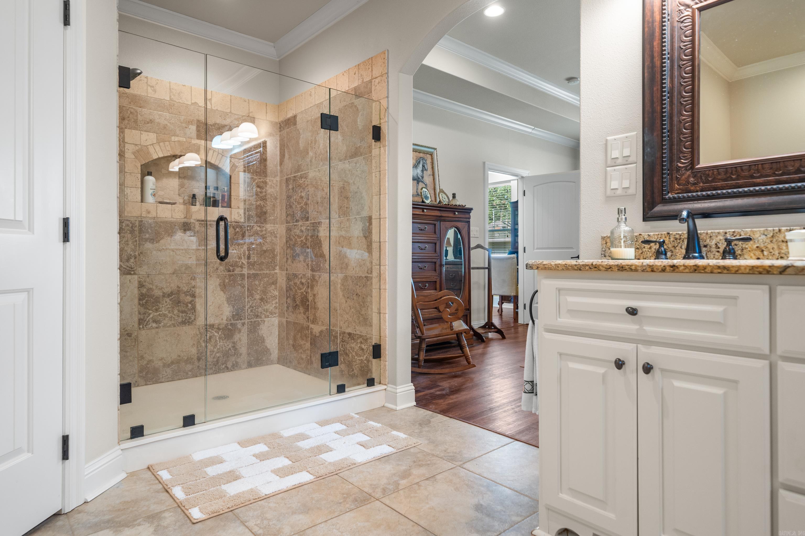 WYNNEWOOD - Residential