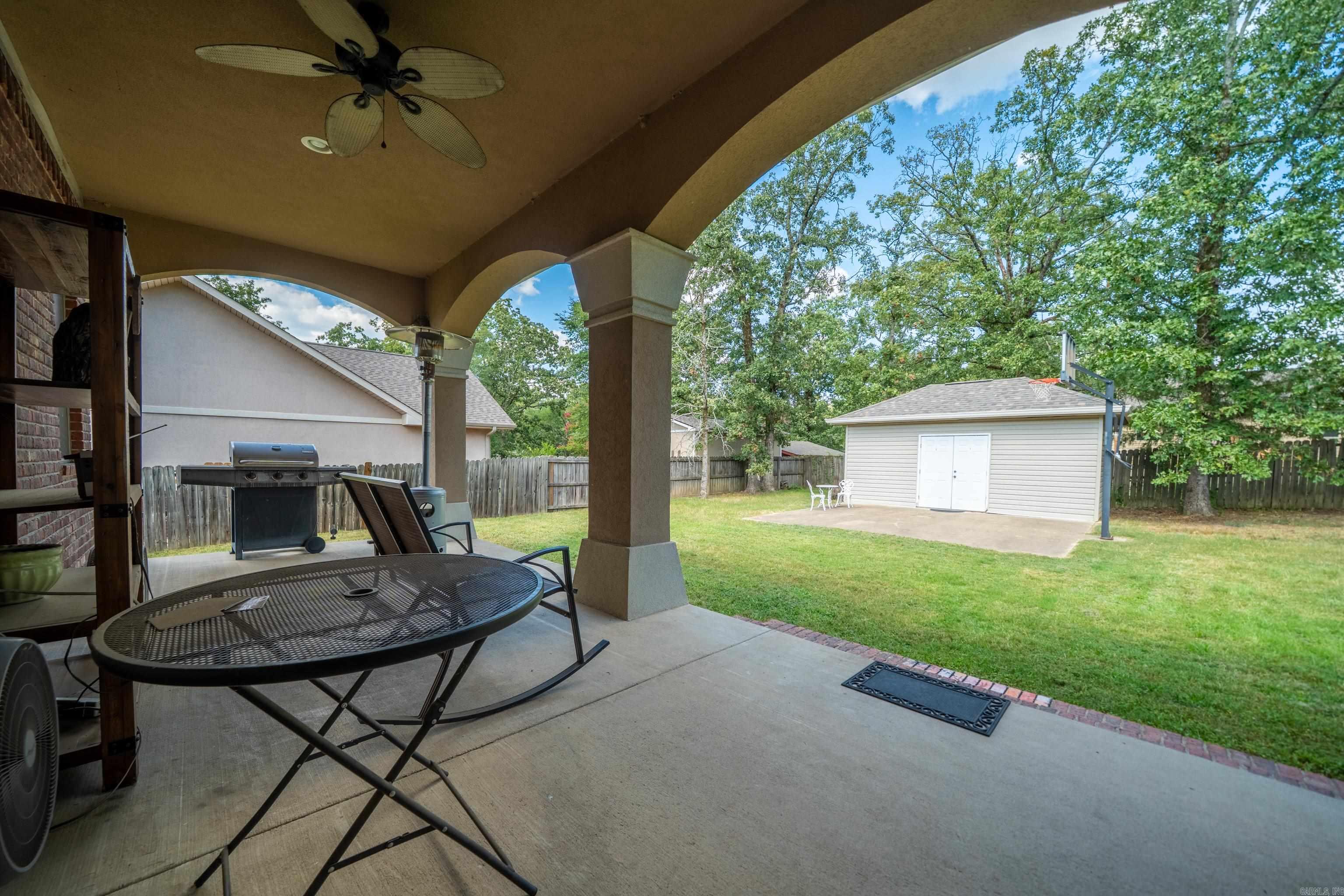 WYNNEWOOD - Residential