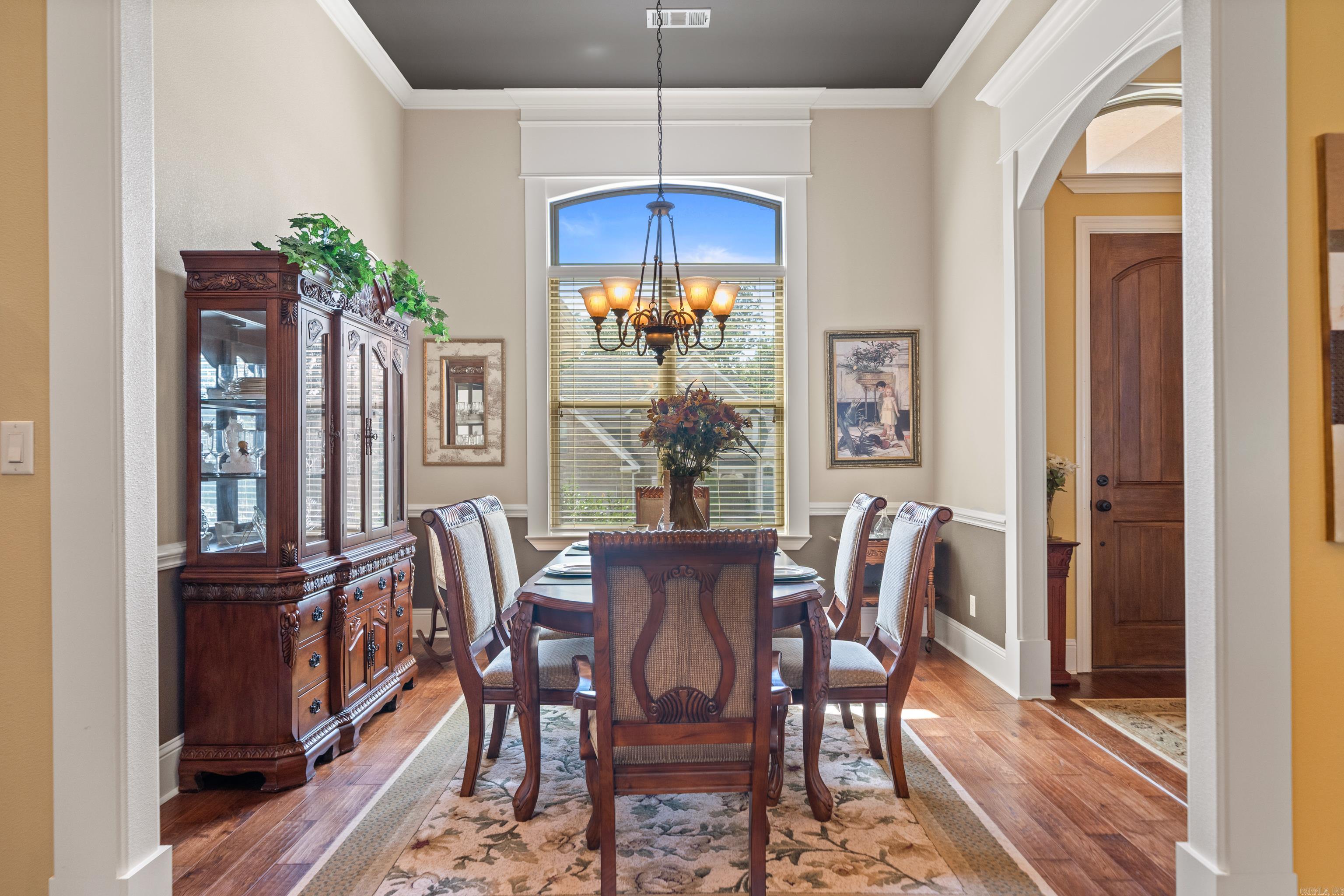 WYNNEWOOD - Residential
