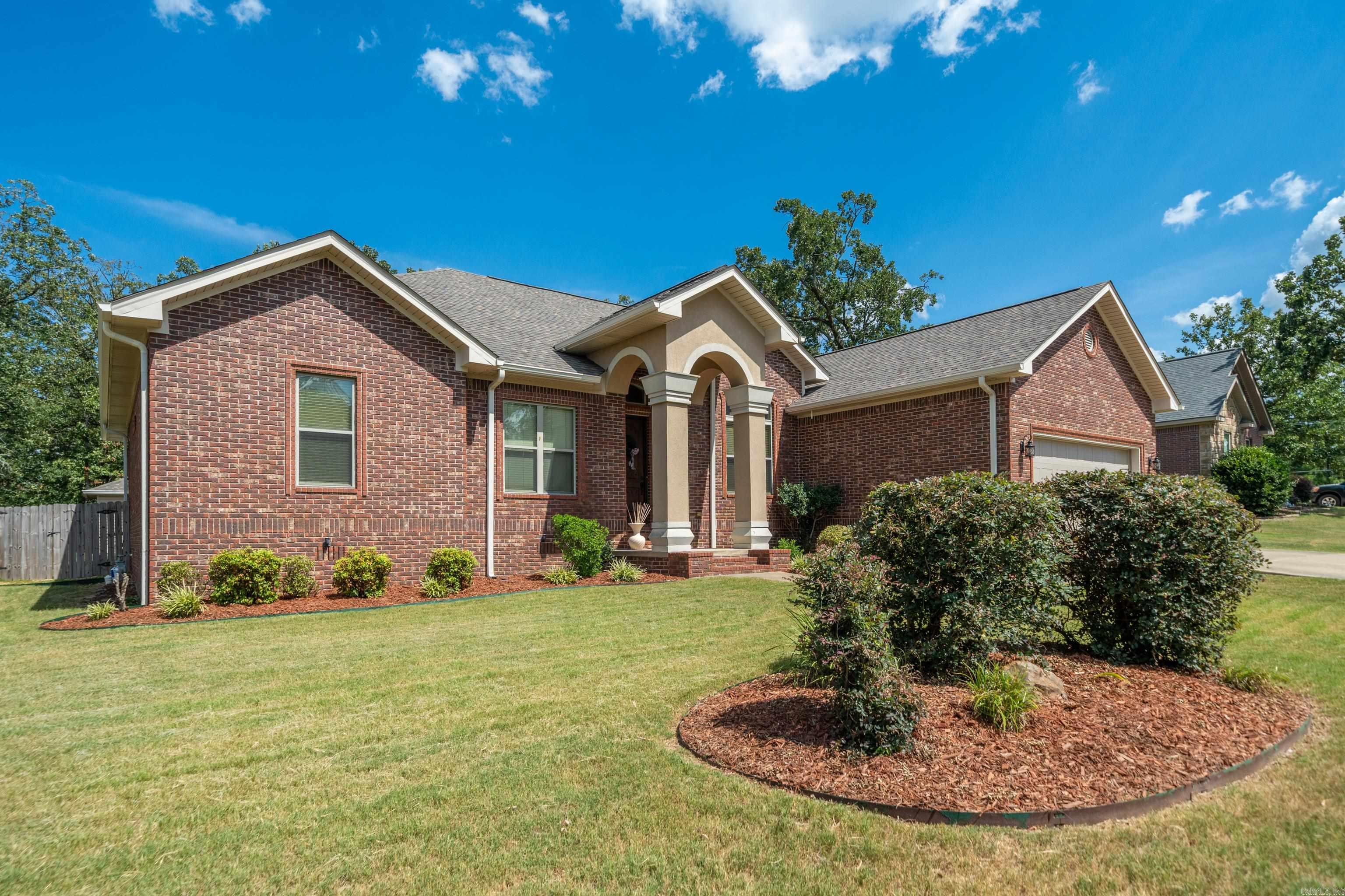 WYNNEWOOD - Residential