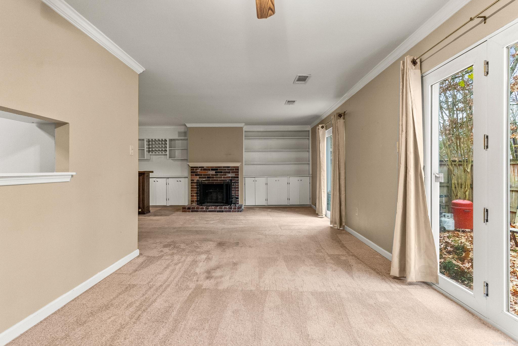 KINGSBRIDGE TWNHSE - Residential