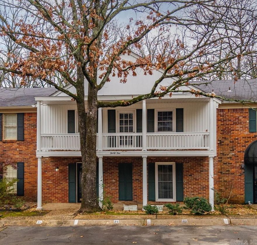 Wonderful Kingsbridge Condo with 3 bedrooms and 2.5 baths!  Fabulous location adjacent Pleasant Valley. The perfect setting for enjoying easy living and entertaining friends. Downstairs large family room with fireplace, custom bookshelves, bar area and access to fantastic courtyard terrace. Nice kitchen and handsome formal dining. Powder room.  Upstairs: Spacious primary suite with updated bath. 2 guest bedrooms with shared bath. Utility/laundry room with washer and dryer. Designated parking. Fabulous complex with nice amenities including pool, green areas, clubhouse and tennis/pickleball. Fantastic opportunity in the heart of Little Rock!