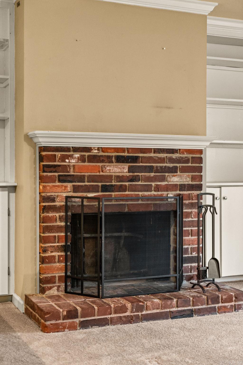 KINGSBRIDGE TWNHSE - Residential