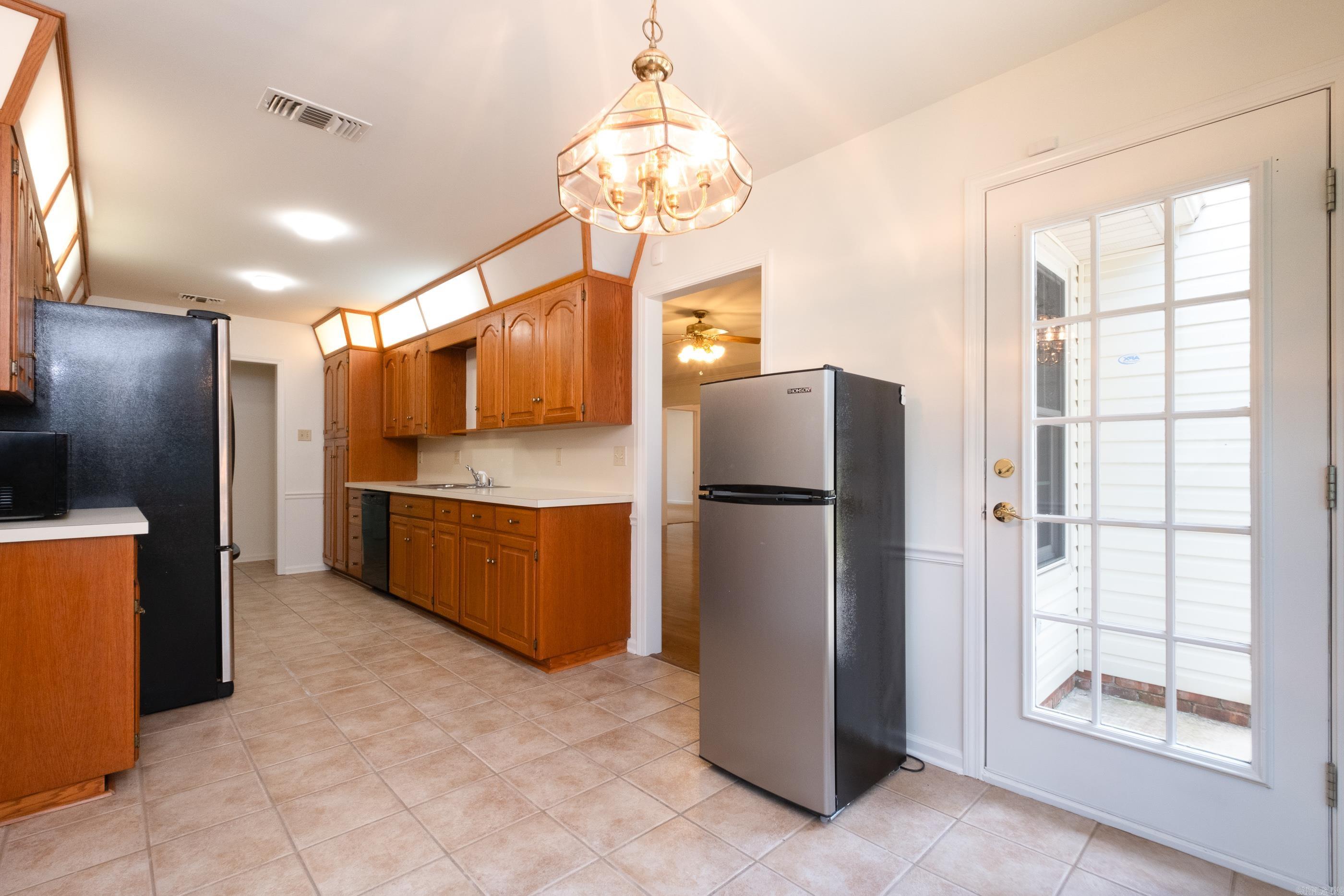 CEDAR RIDGE - Residential