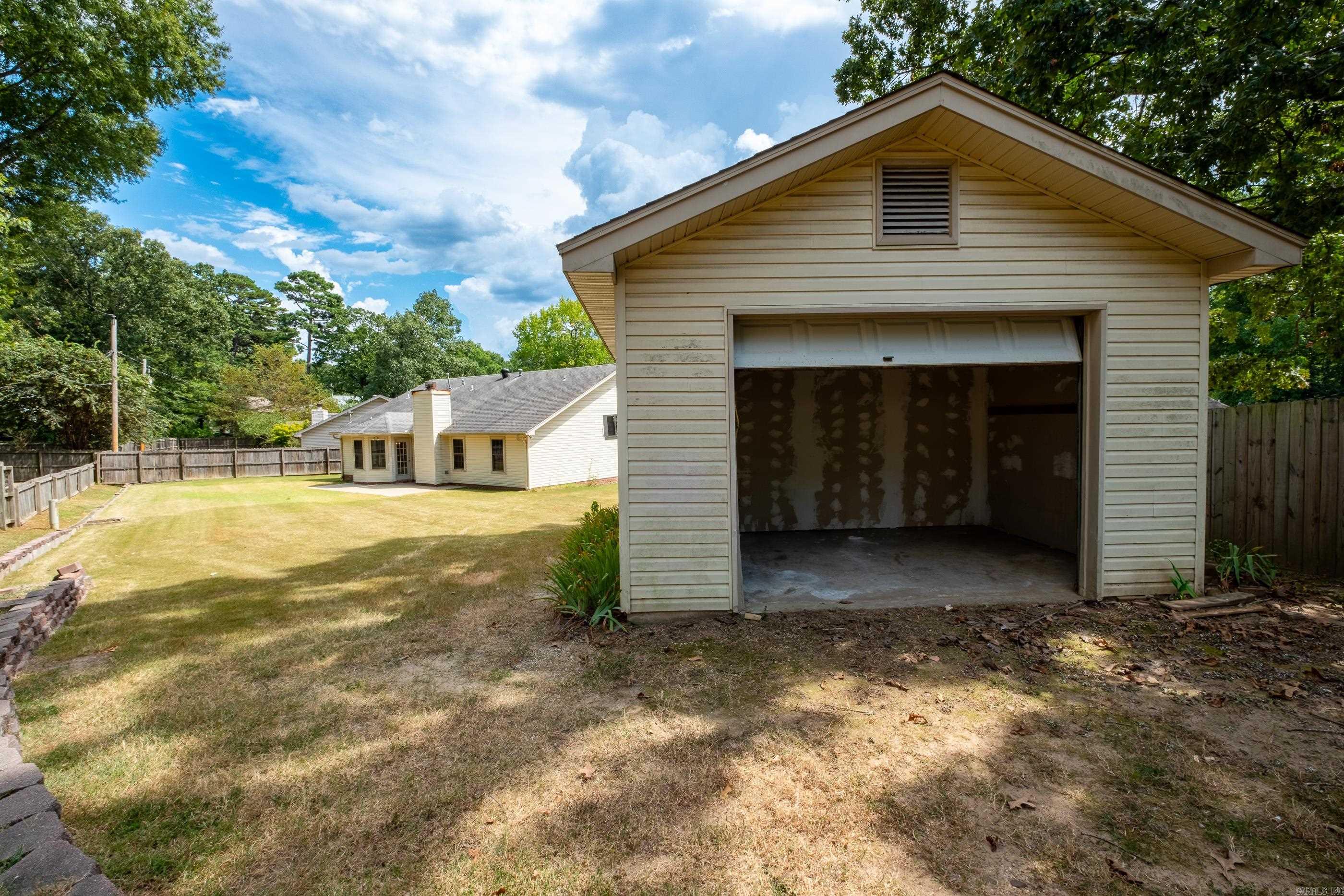CEDAR RIDGE - Residential
