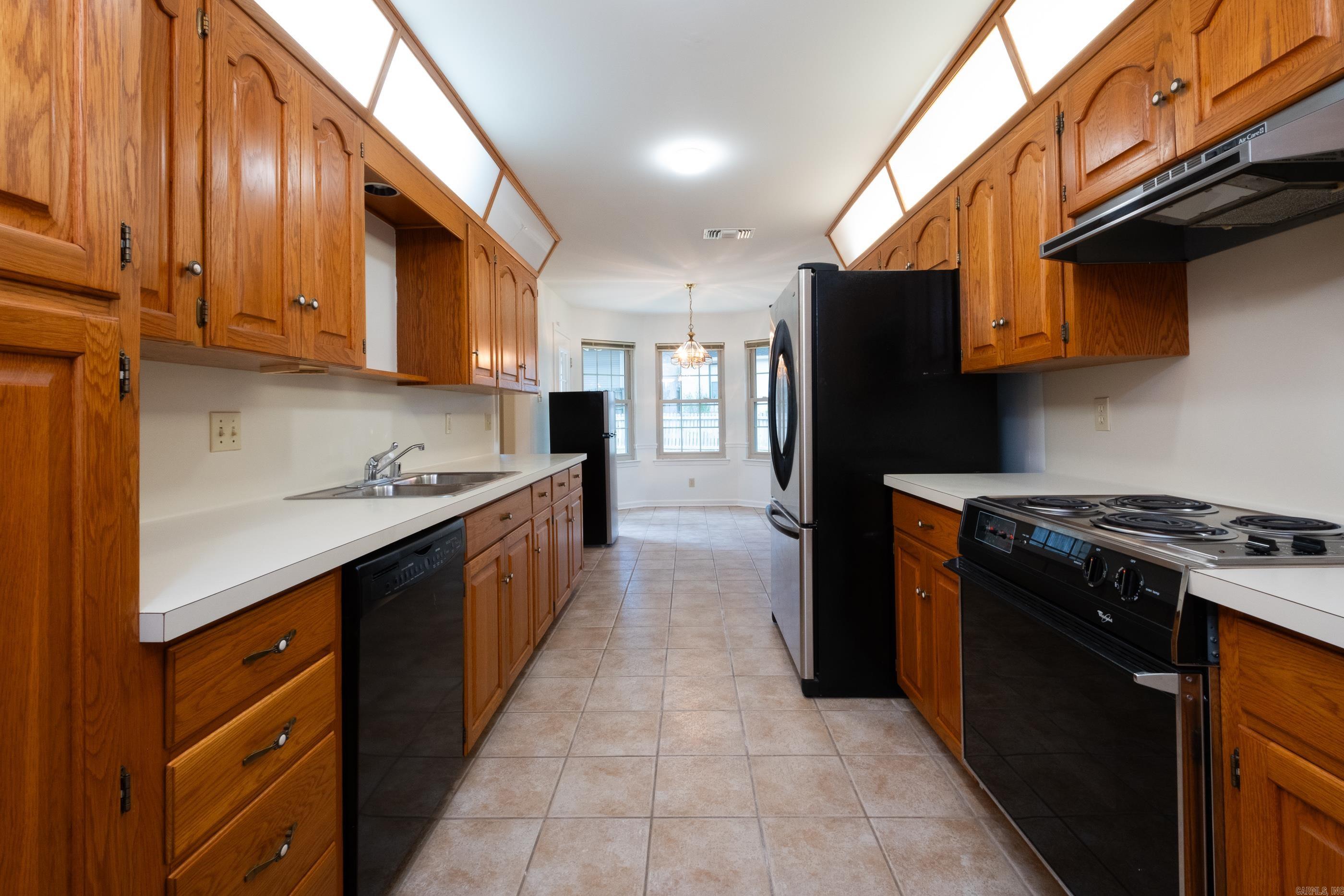 CEDAR RIDGE - Residential