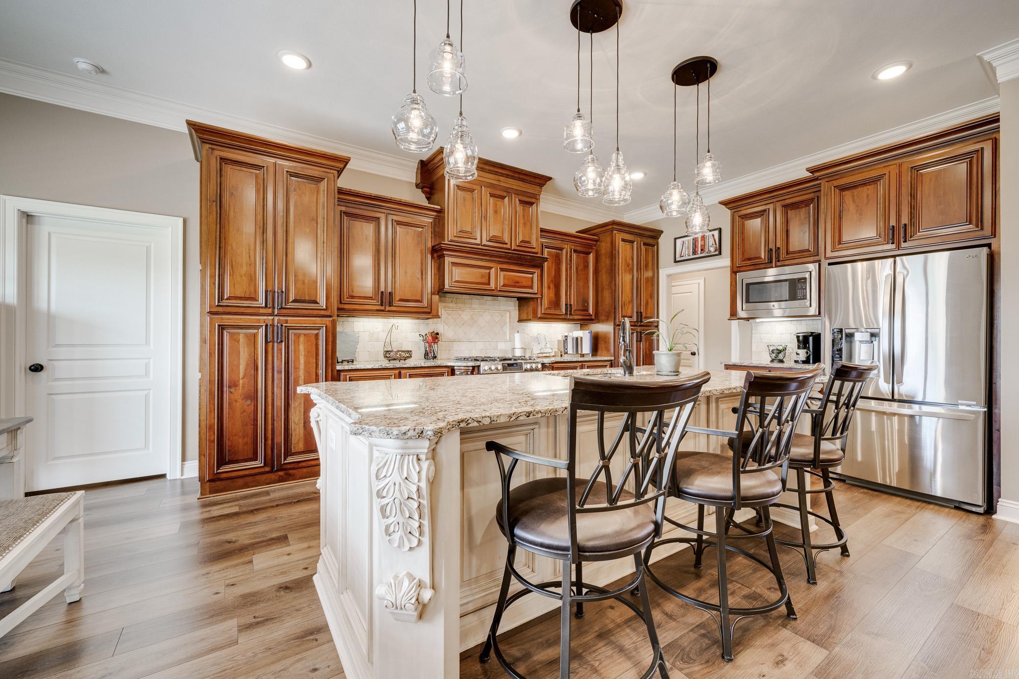 SALEM WOODS - Residential
