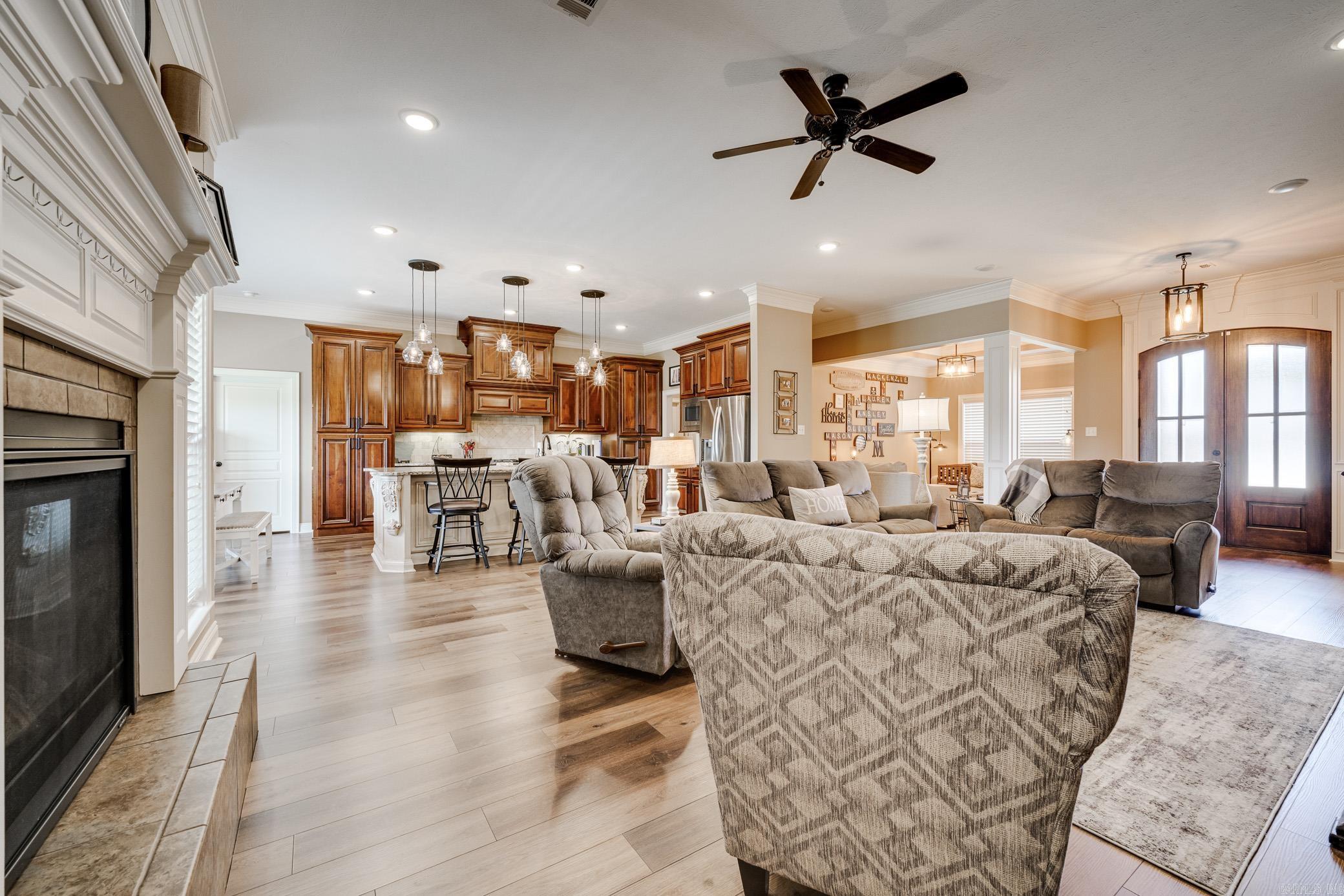SALEM WOODS - Residential