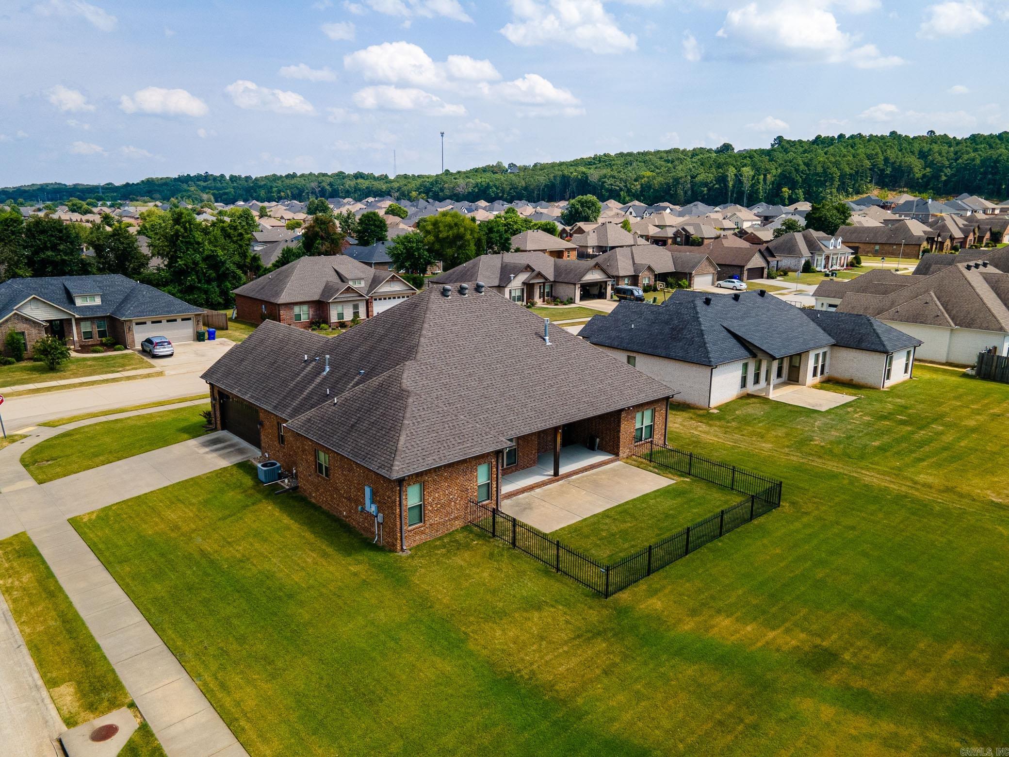 SALEM WOODS - Residential