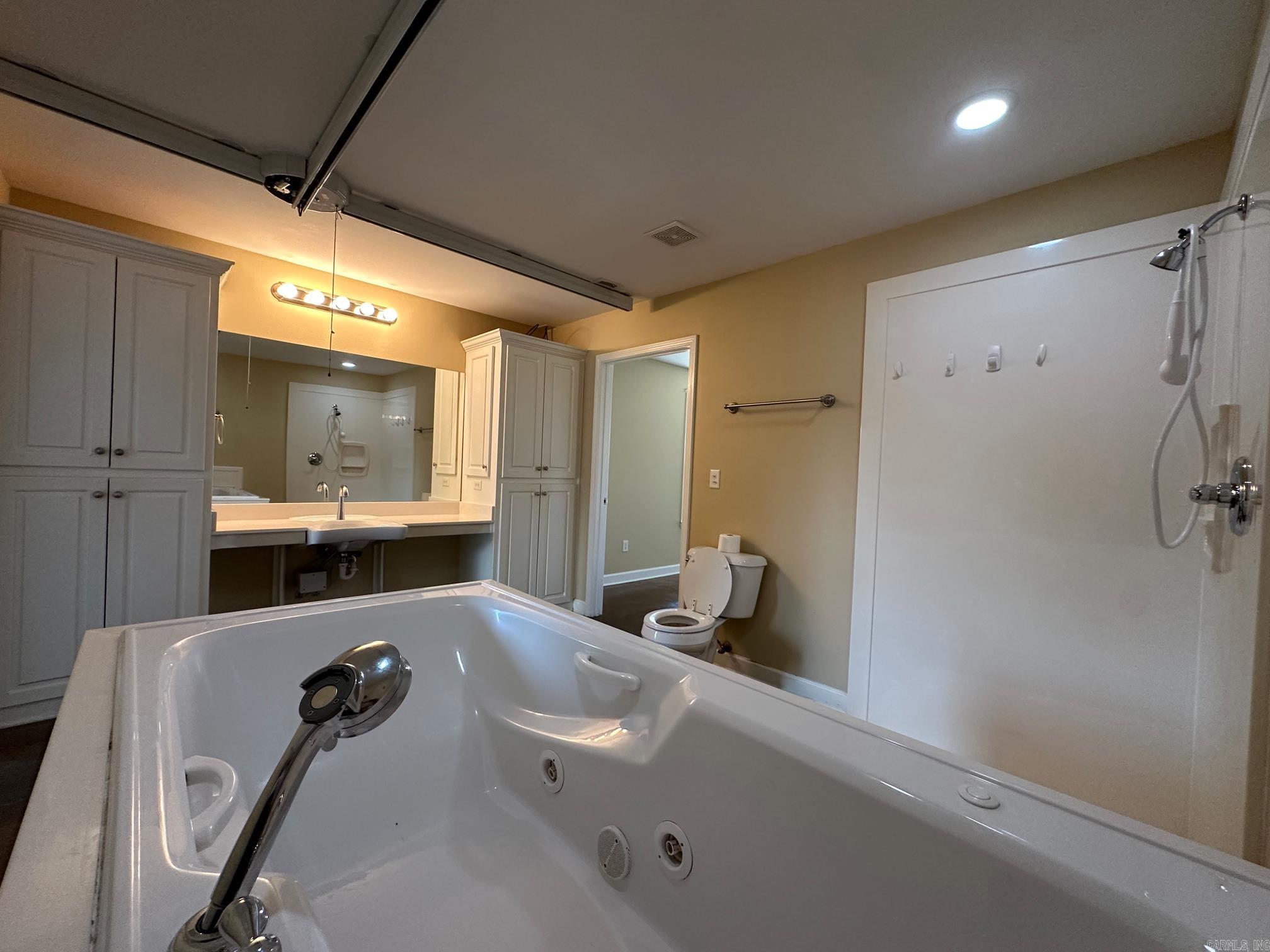 Shady Meadows - Residential