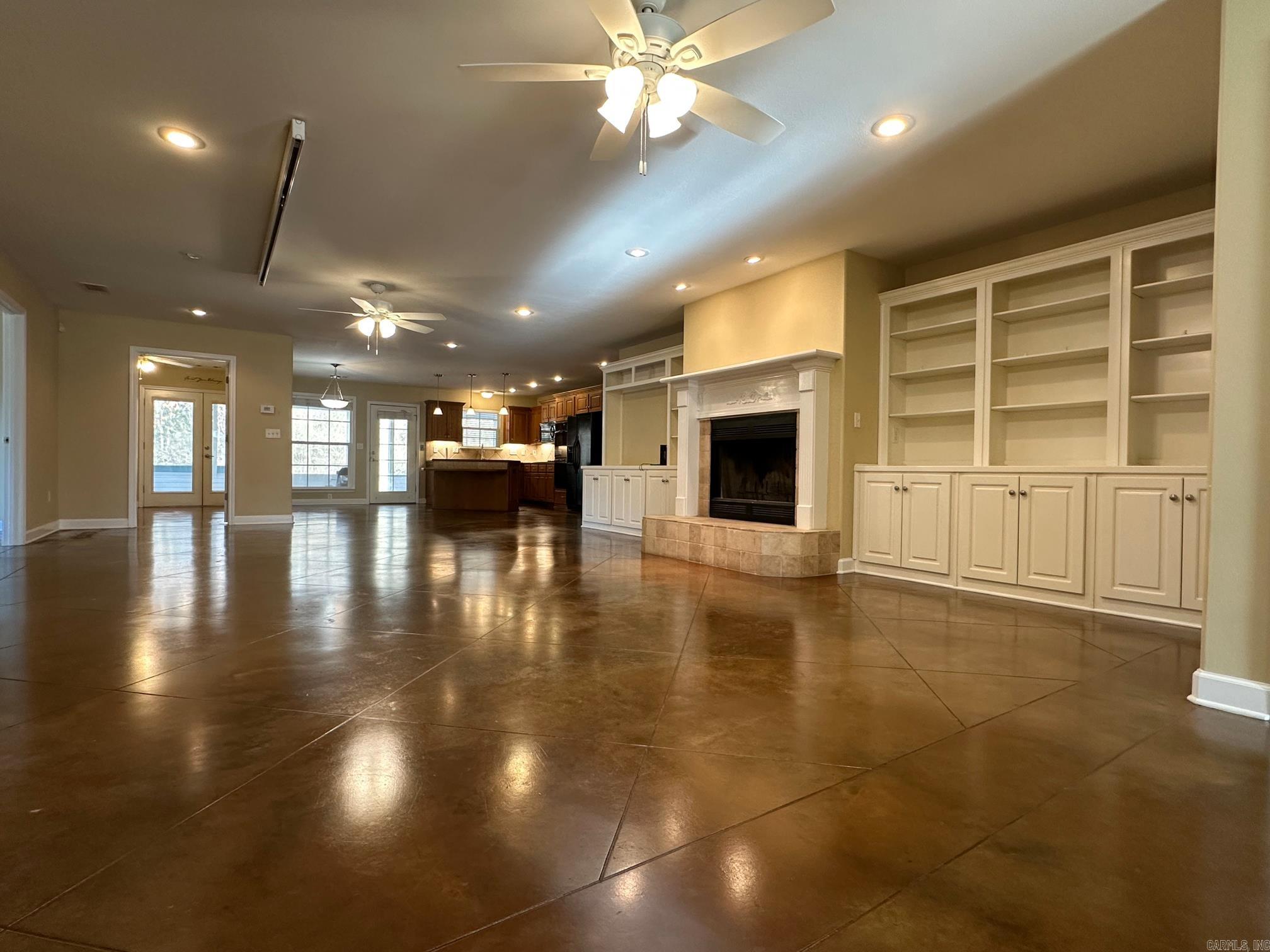 Shady Meadows - Residential