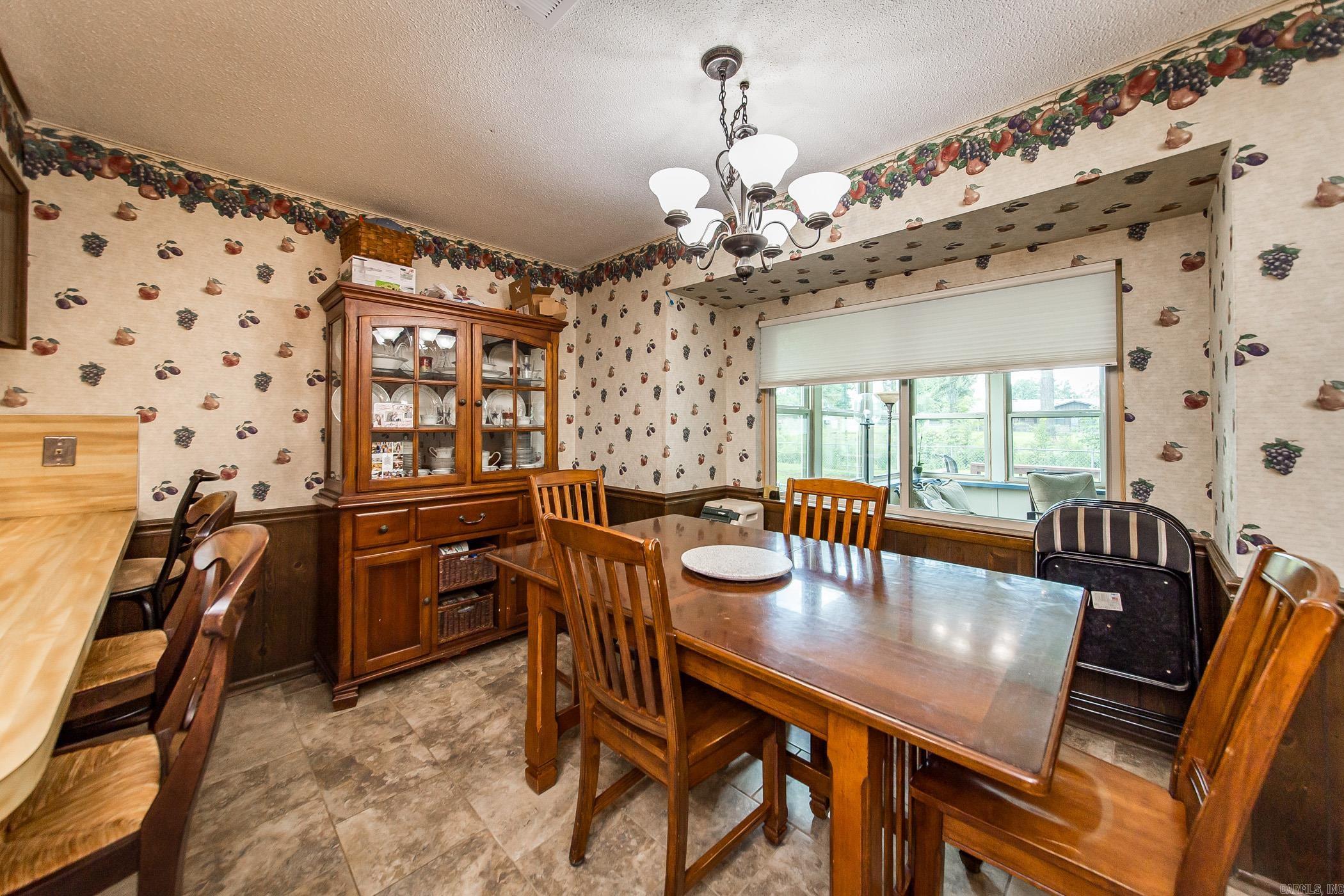 STONEWALL - Residential