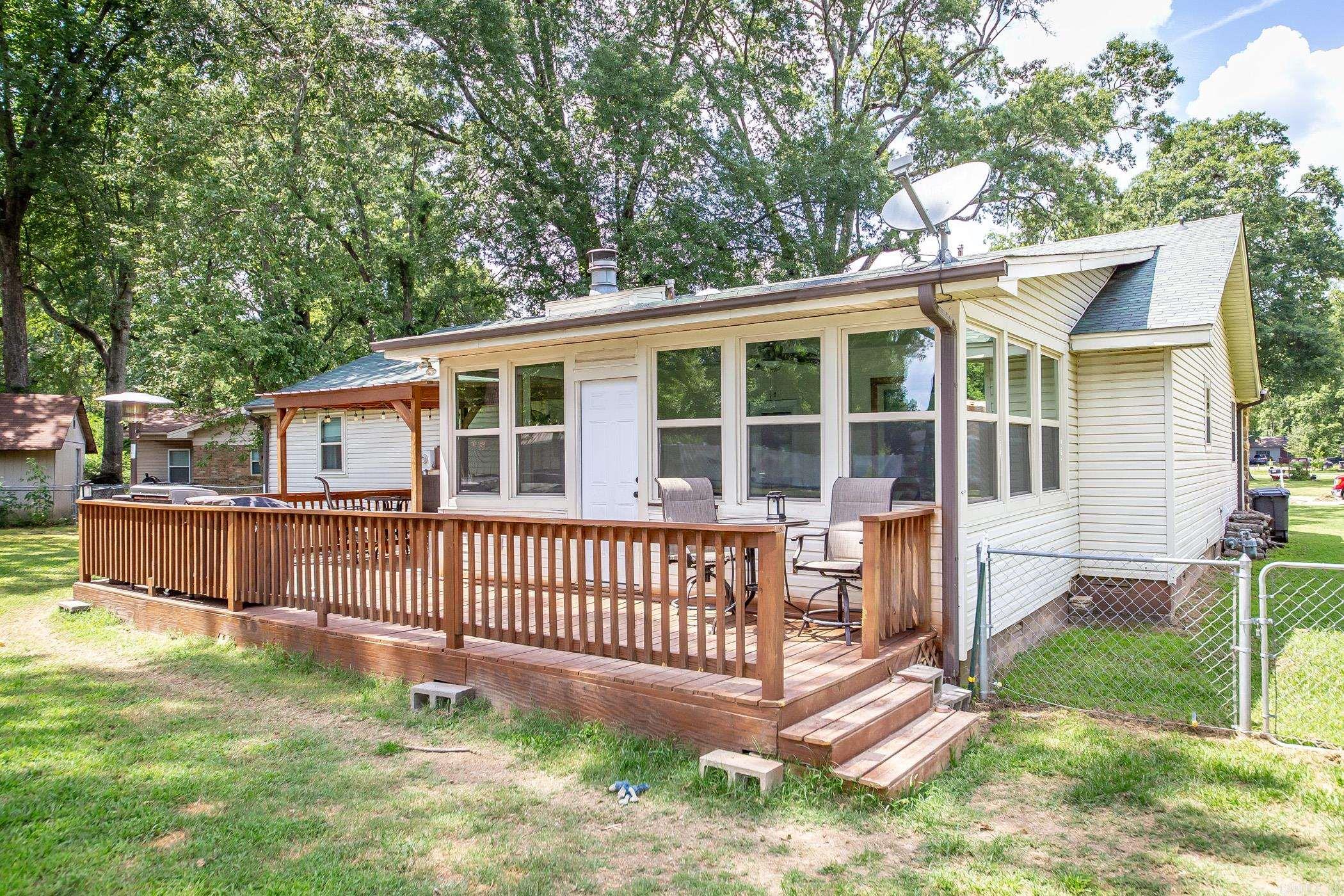 STONEWALL - Residential