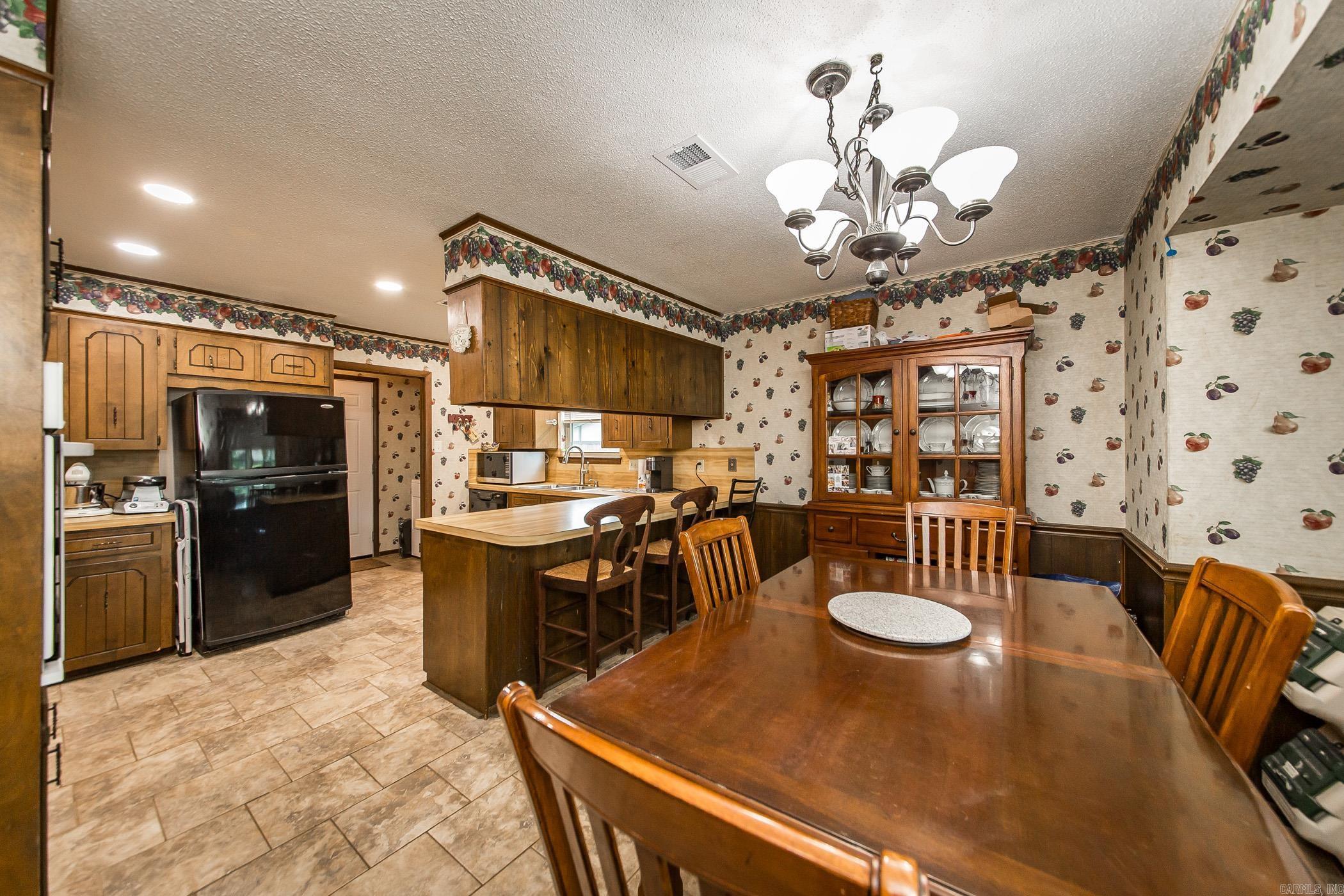 STONEWALL - Residential