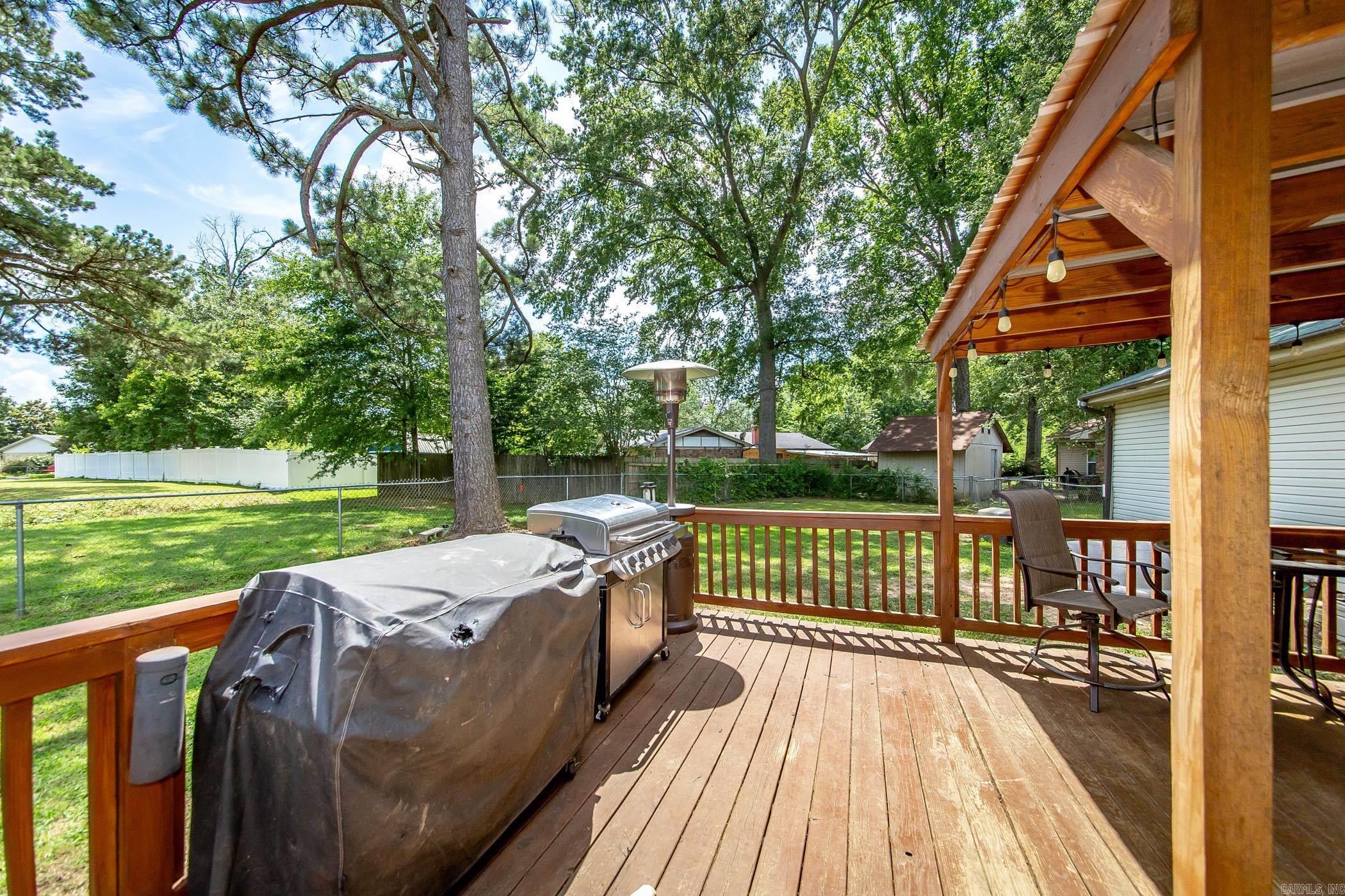 STONEWALL - Residential