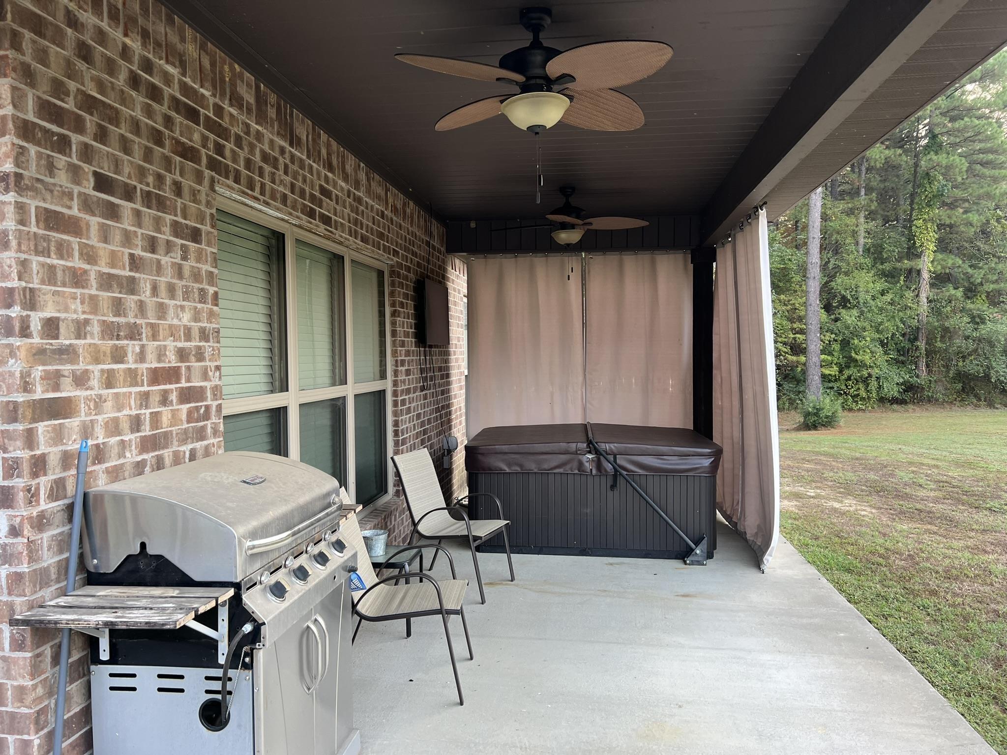 DIAMOND KEY ESTATES - Residential