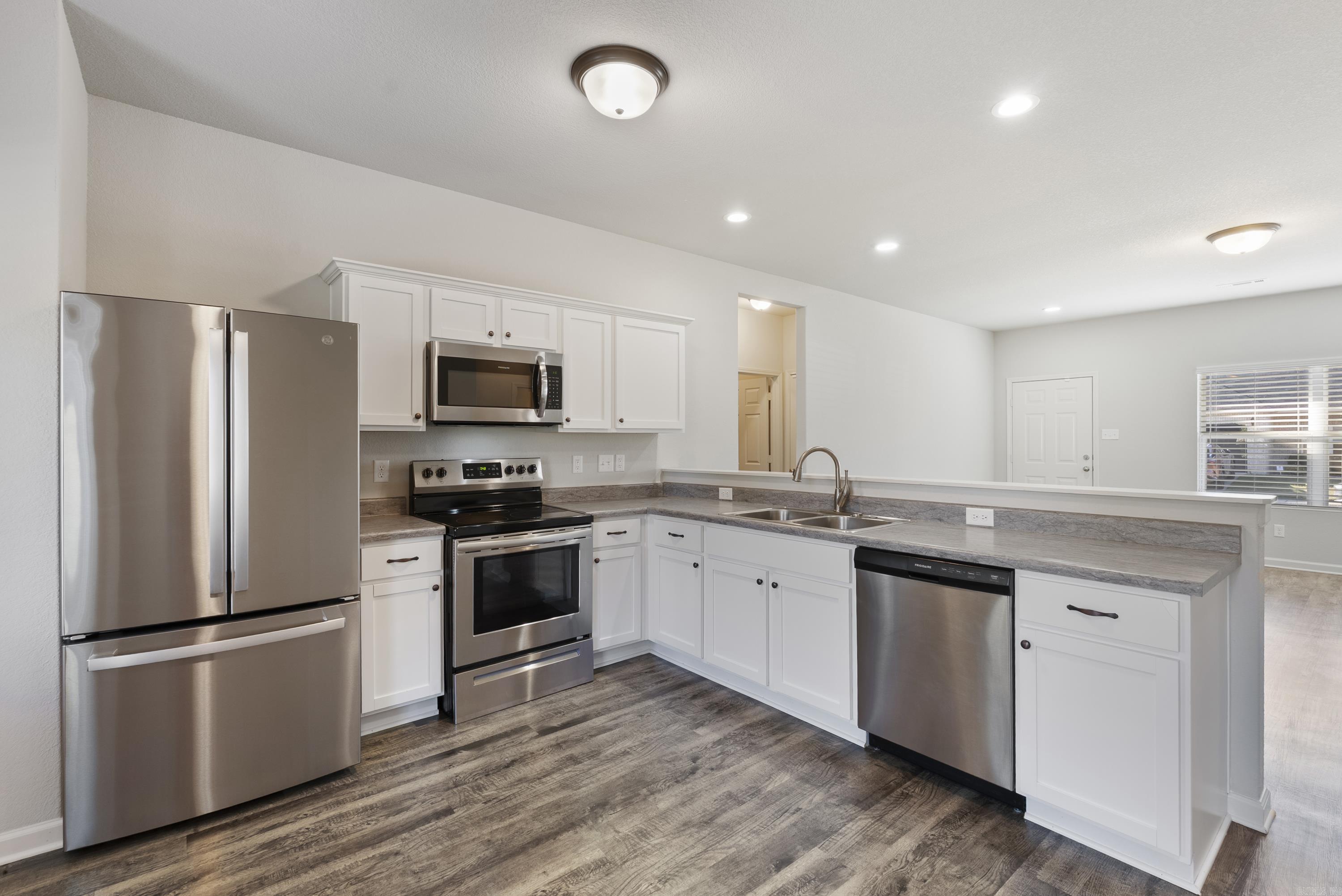 MATTHEWS MEADOWS PH 2 PUD - Residential