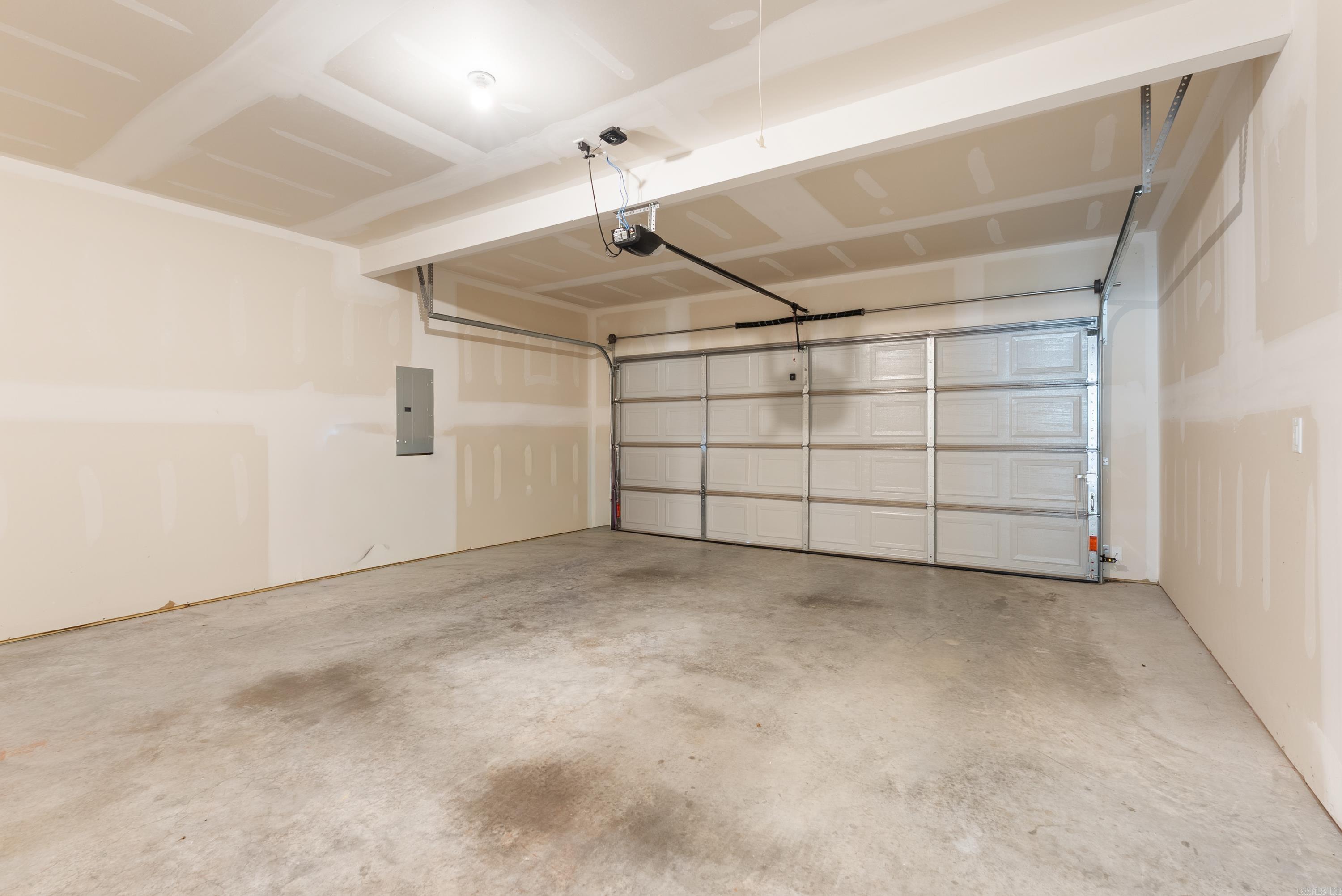 MATTHEWS MEADOWS PH 2 PUD - Residential