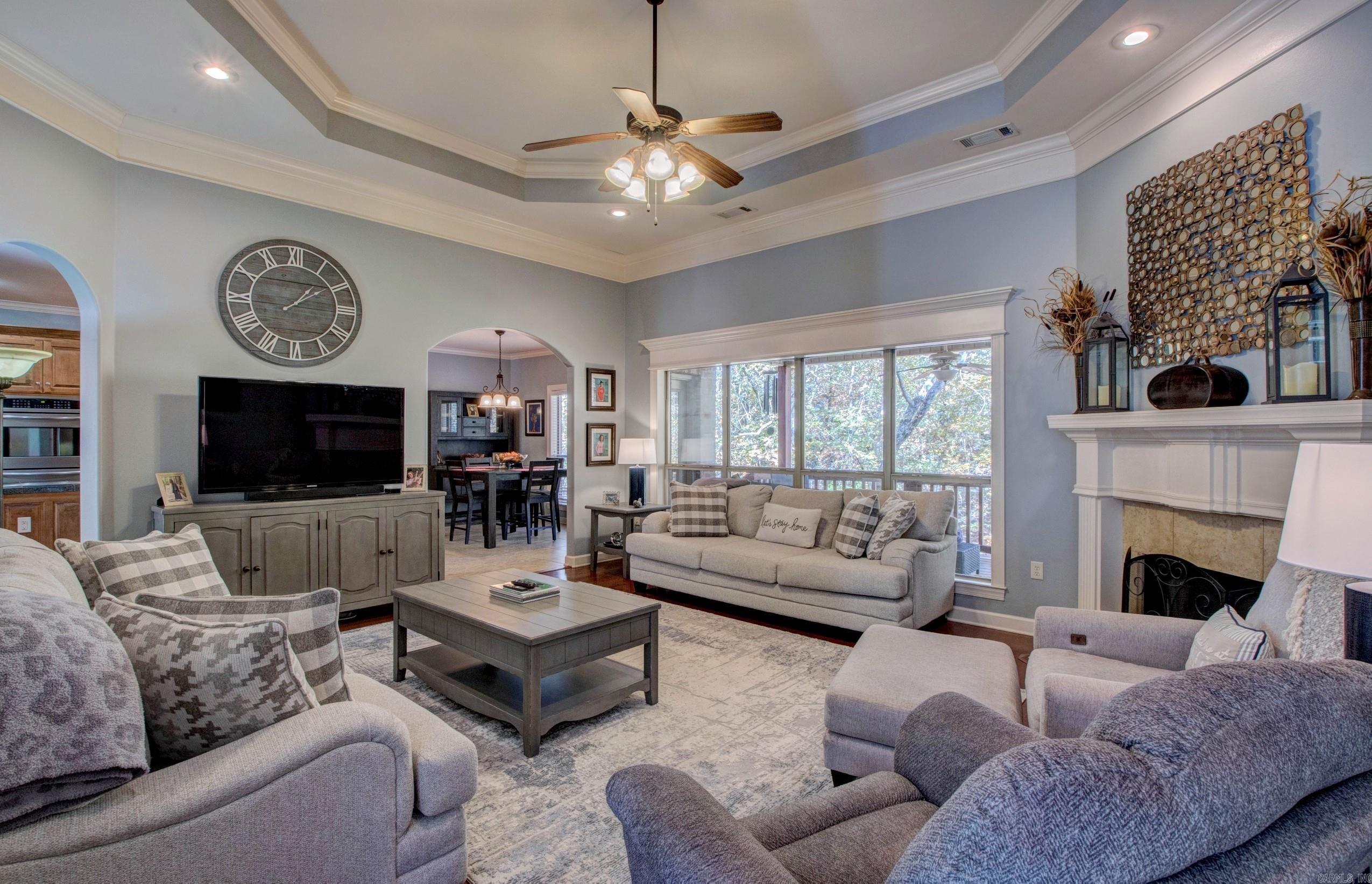 WOODLANDS EDGE - Residential