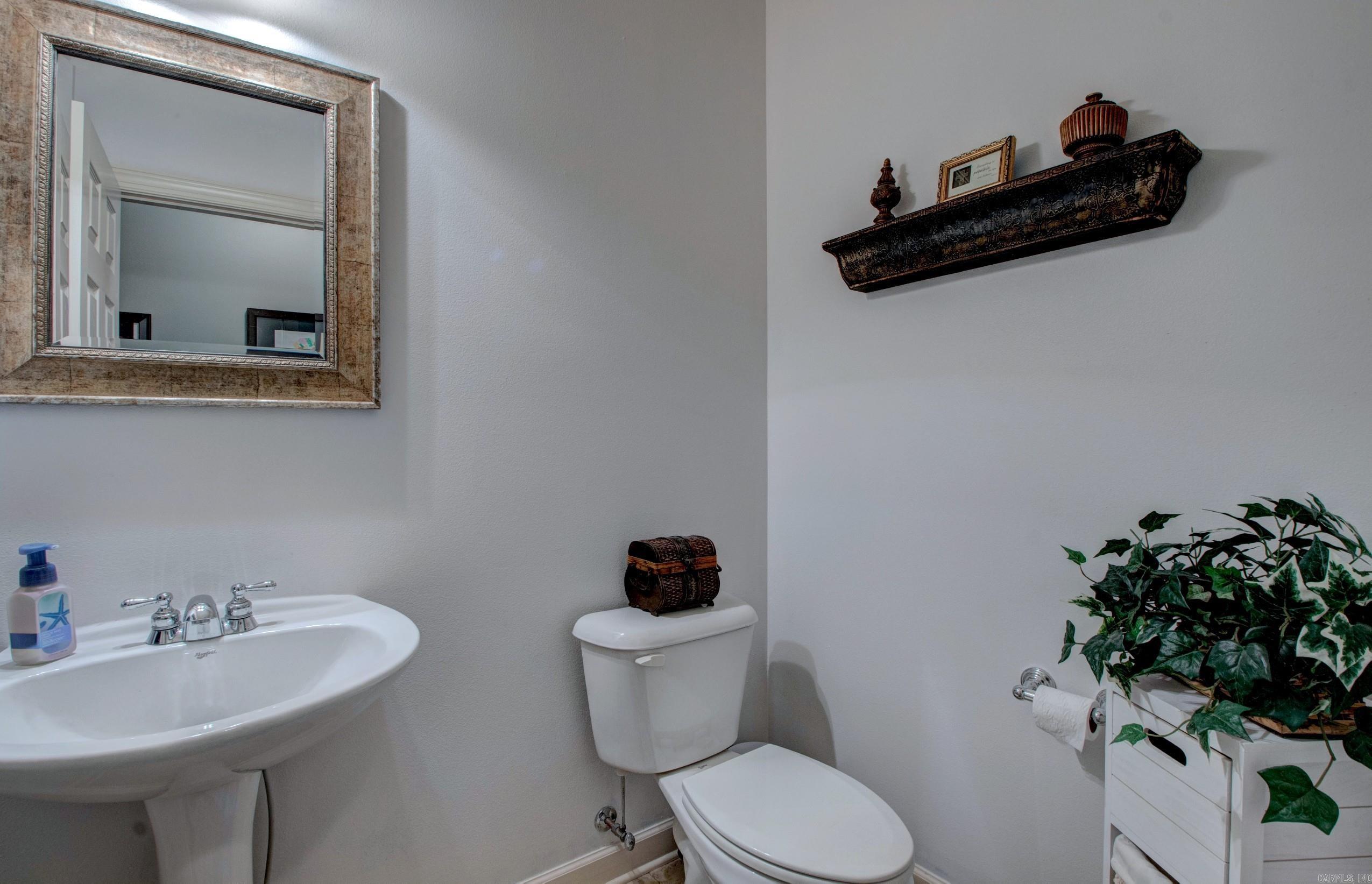 WOODLANDS EDGE - Residential