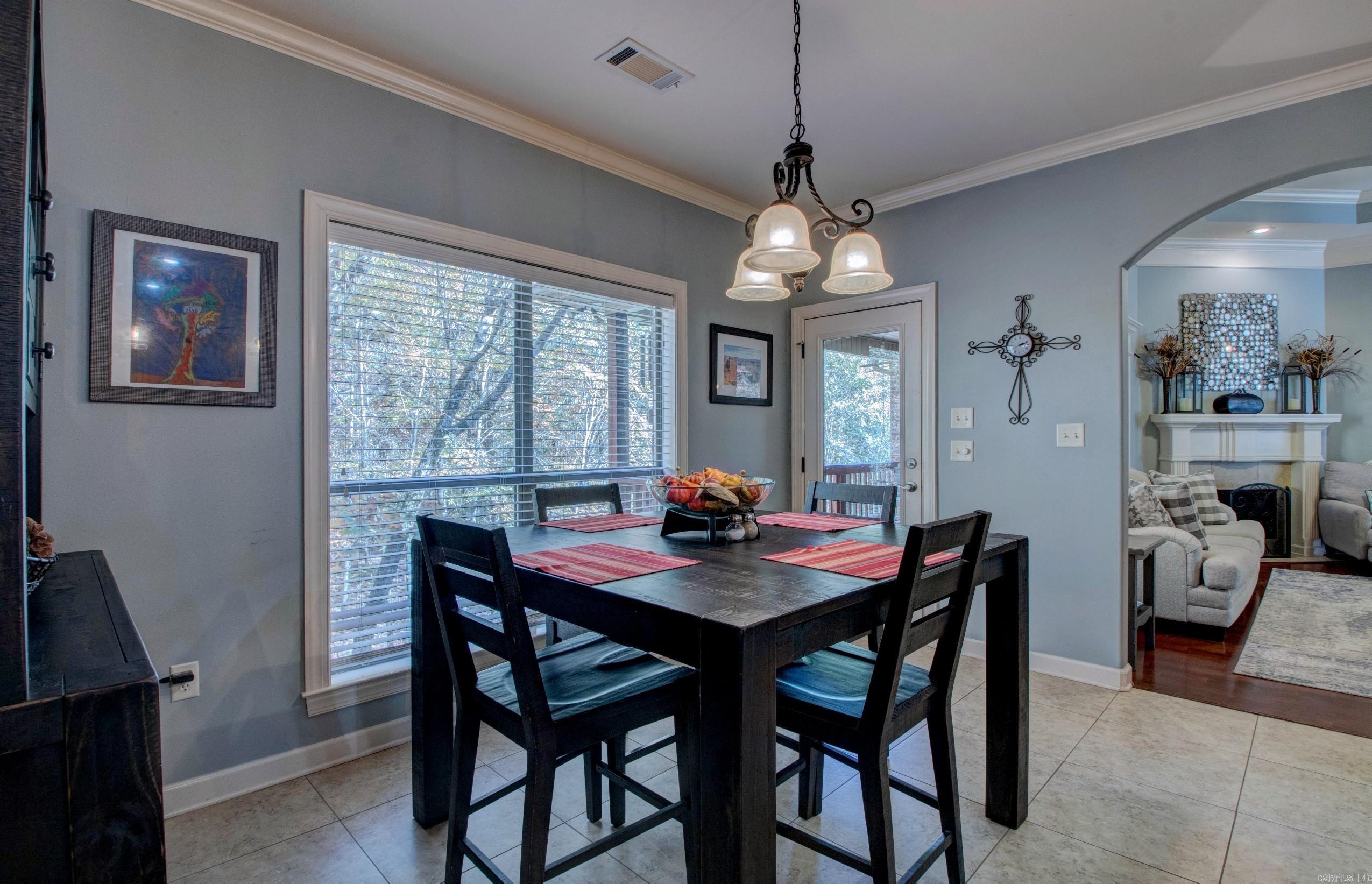 WOODLANDS EDGE - Residential