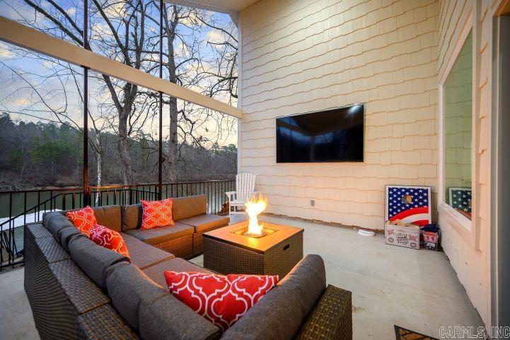 CHEROKEE BEACH LAKE ESTATES - Residential